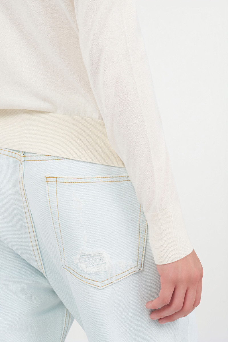 Sweater with gold buttons 7