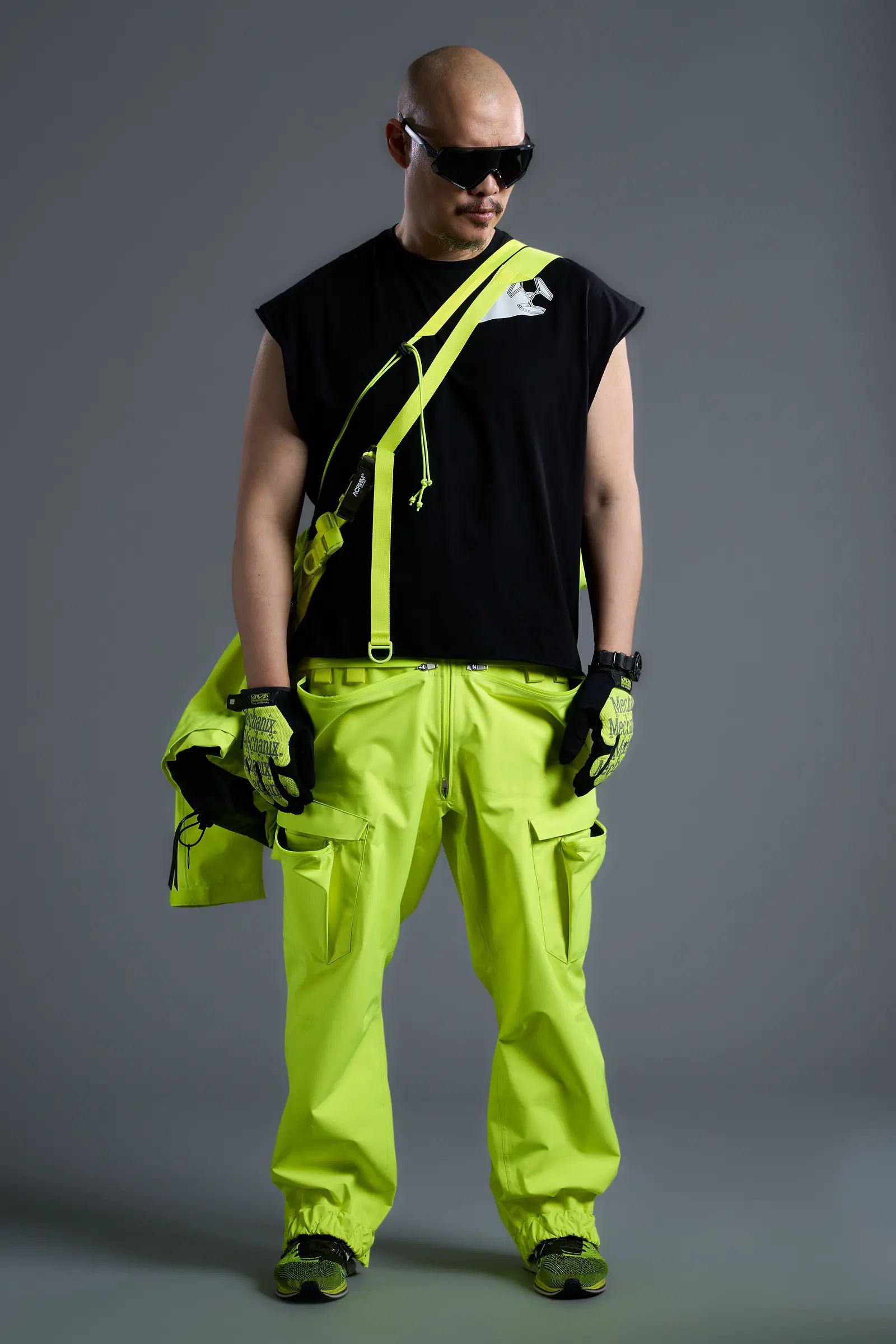 J1W-GTV 2.5L Gore-Tex Interops Jacket Hi-Vis Yellow - 53
