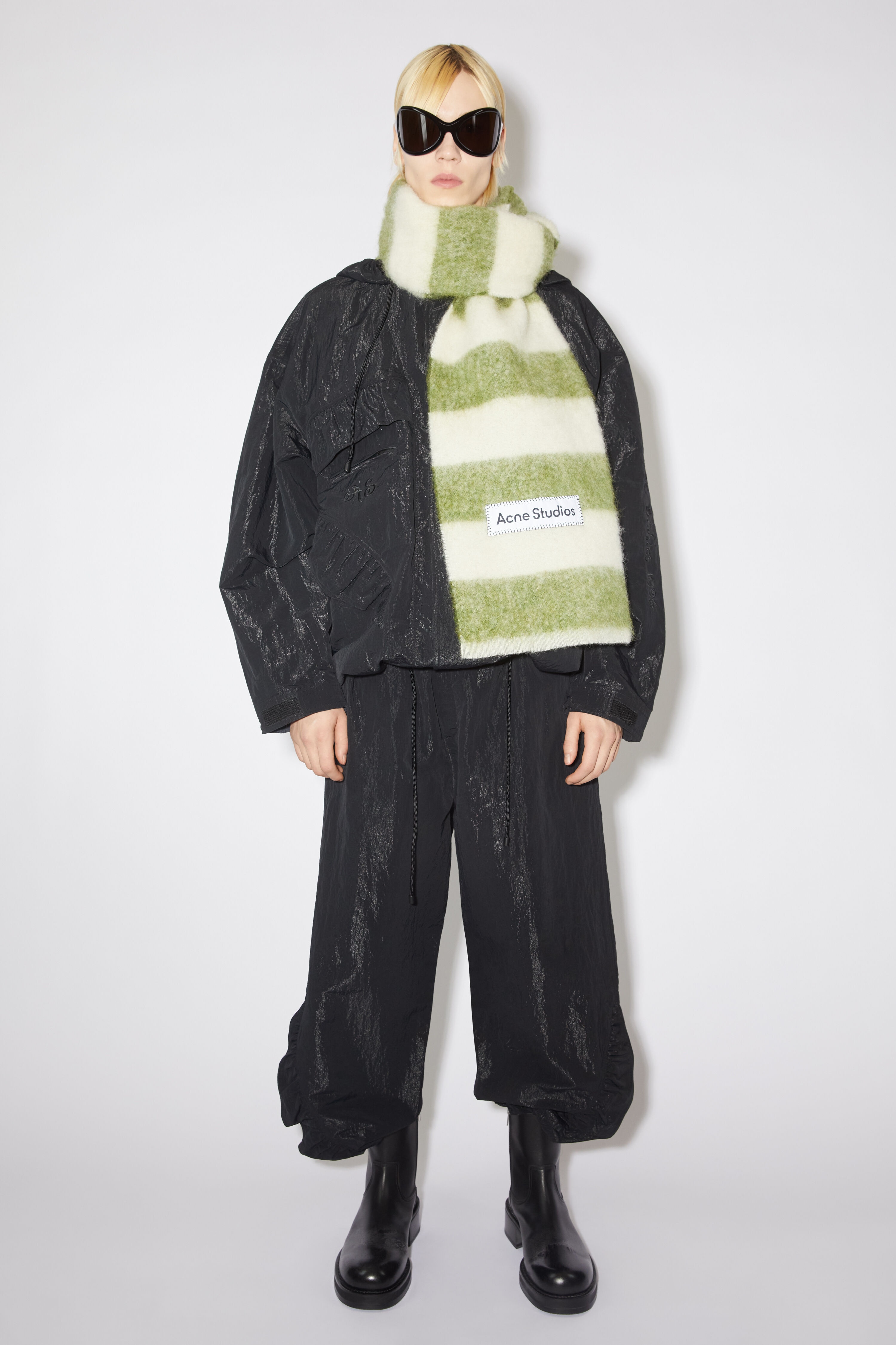 Wool-blend stripe scarf - Olive green/white - 3