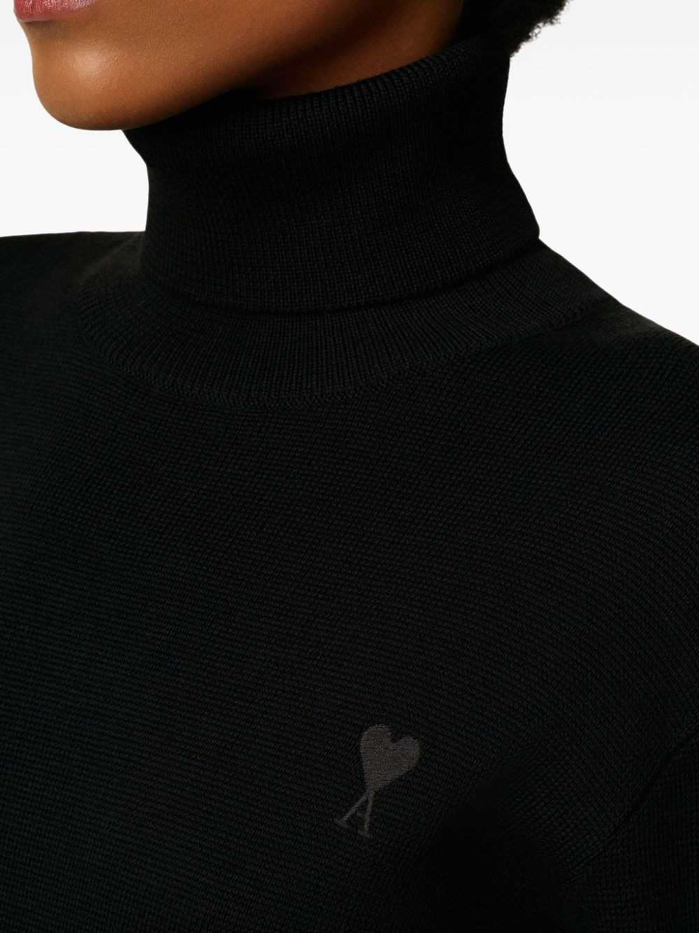 heart-embroidered turtleneck sweater - 6