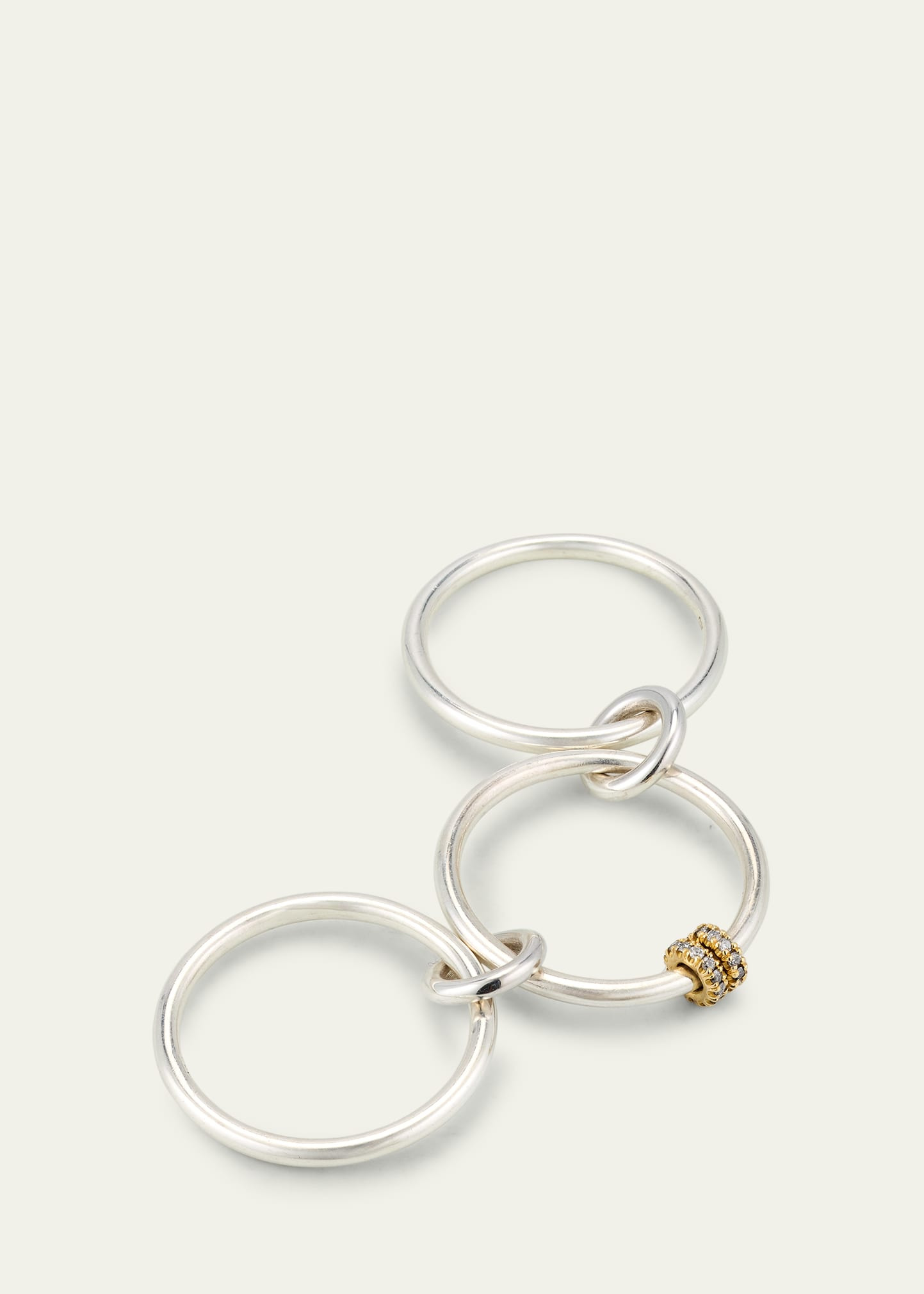 Acacia SG Gris Three Link Ring in Sterling Silver and 18K Gold with Grey Diamonds - 4