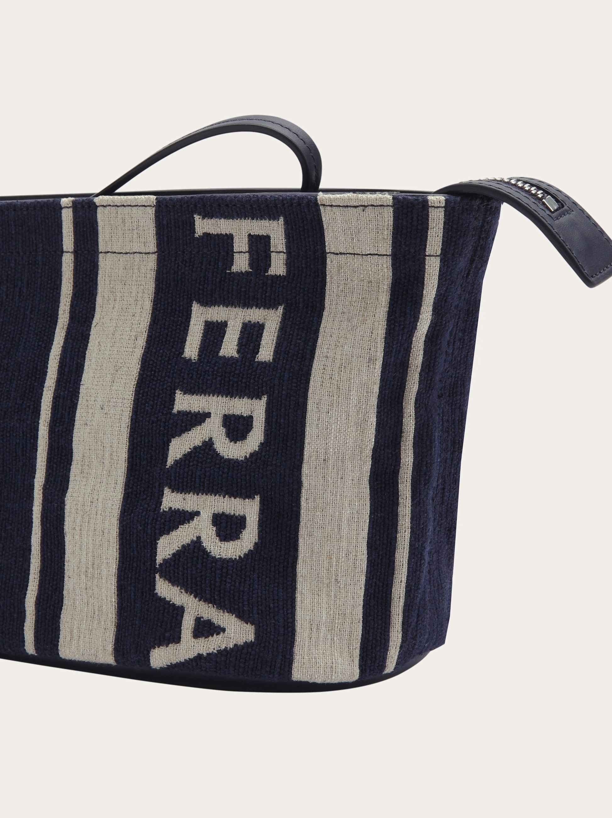 Jacquard fabric pouch - 6