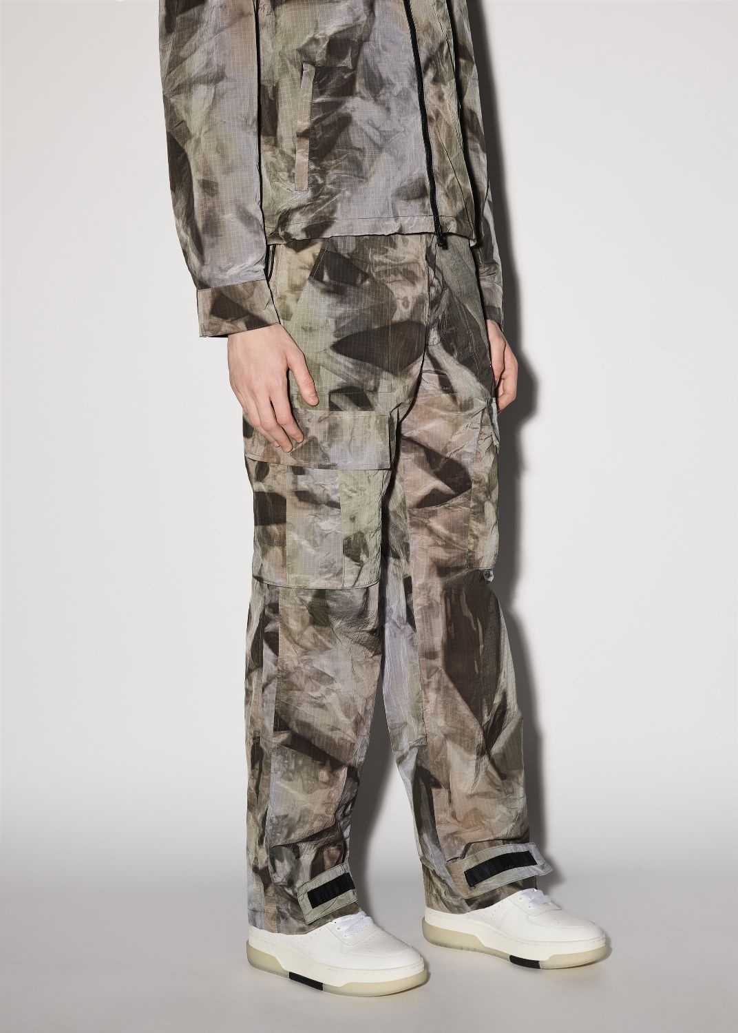 CRINKLE NYLON PANT - 4