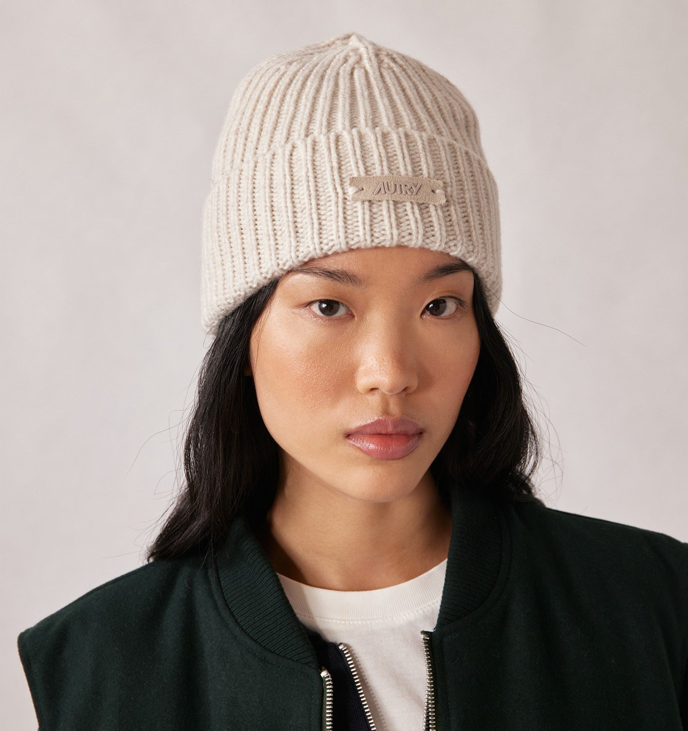UNISEX BEANIE WITH LOGO PATCH - 2