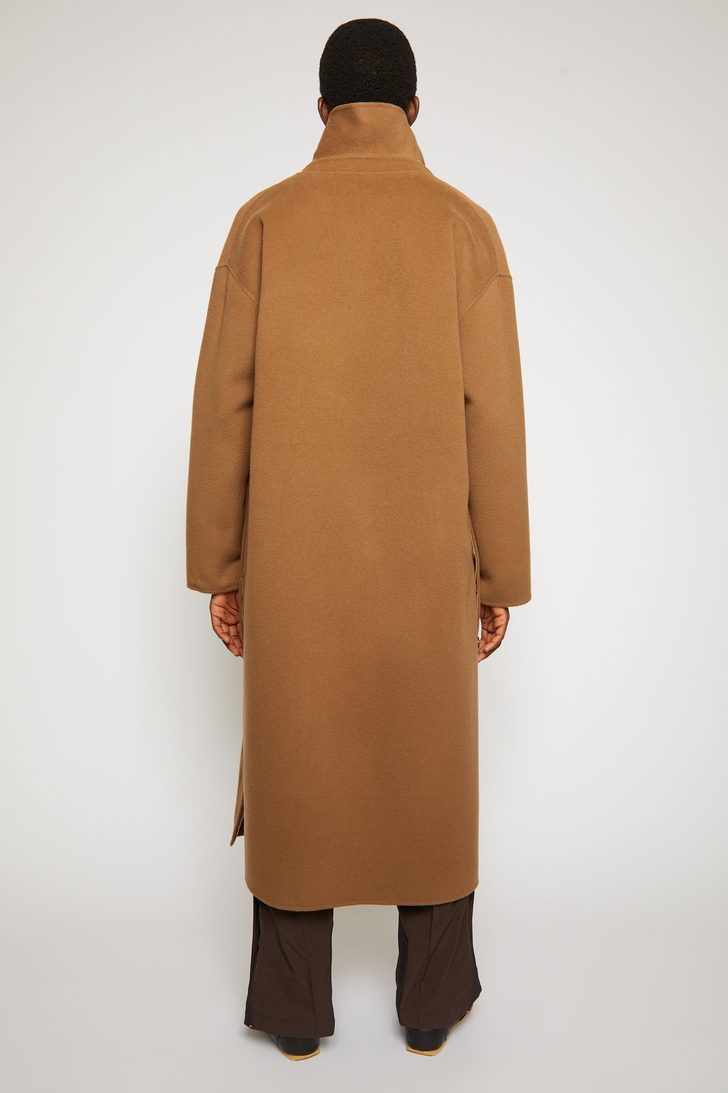 Scarf-collar wool poncho light camel - 4