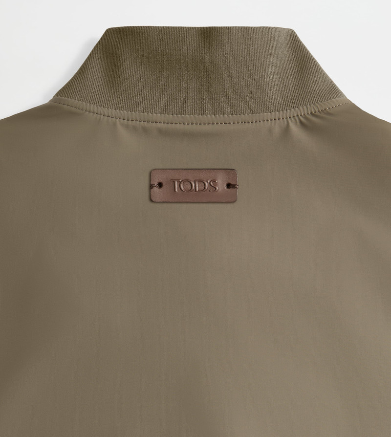 BOMBER JACKET IN TECHNICAL FABRIC - GREEN 7