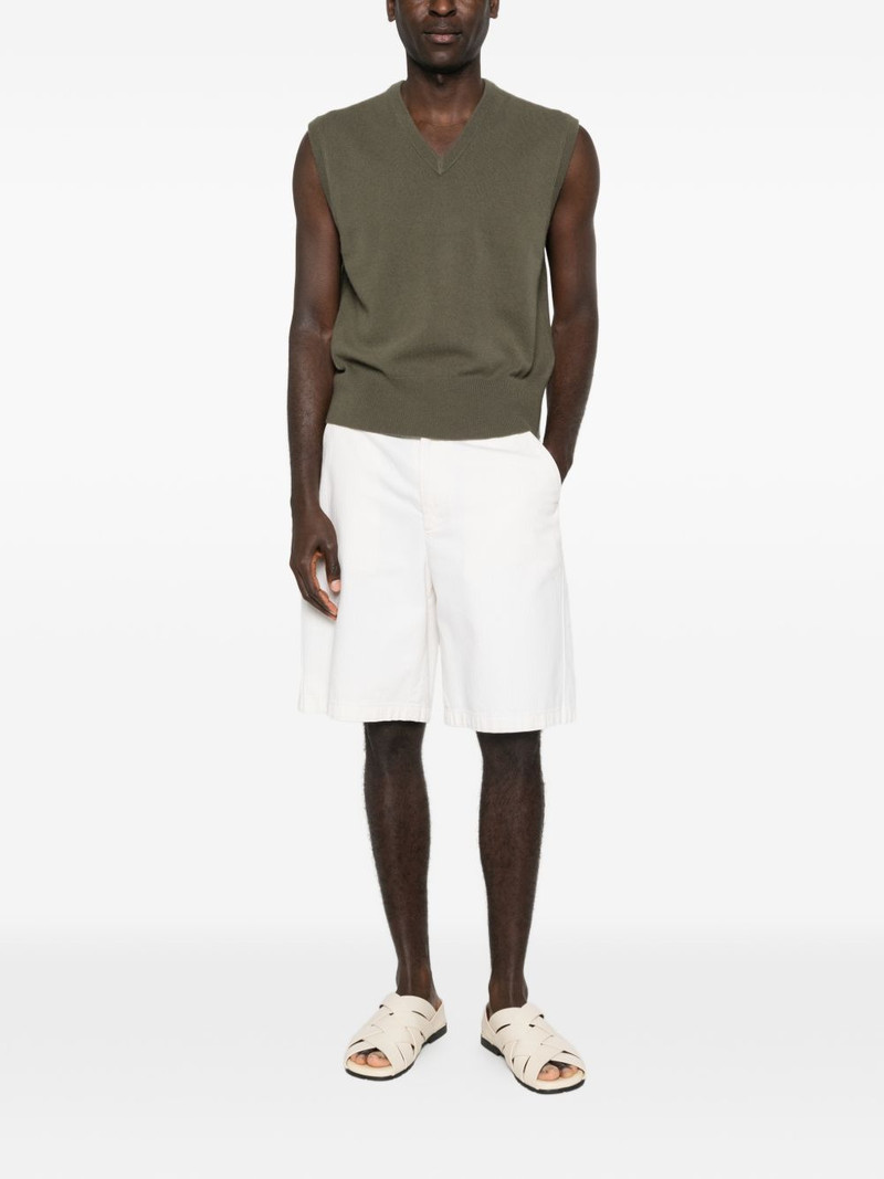 extreme cashmere V-neck sleeveless top outlook