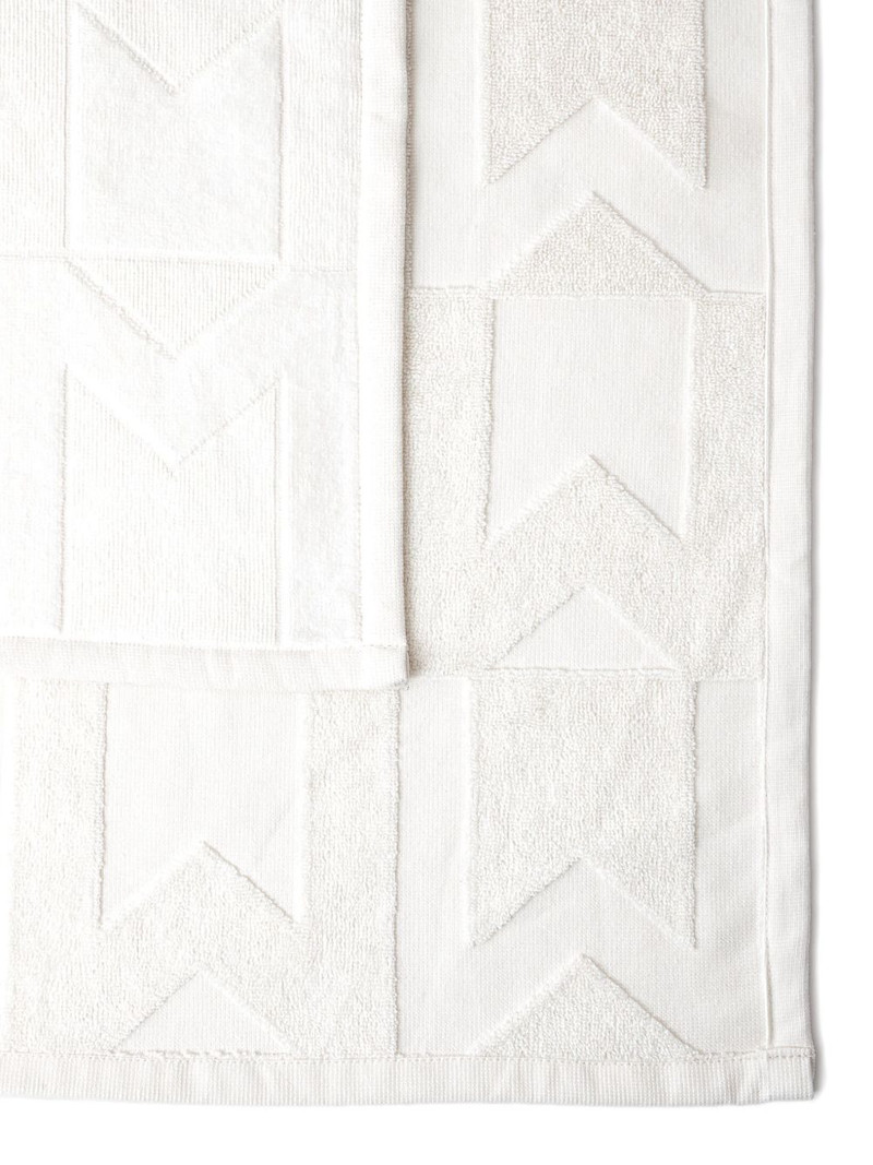 monogram rectangle towel 3