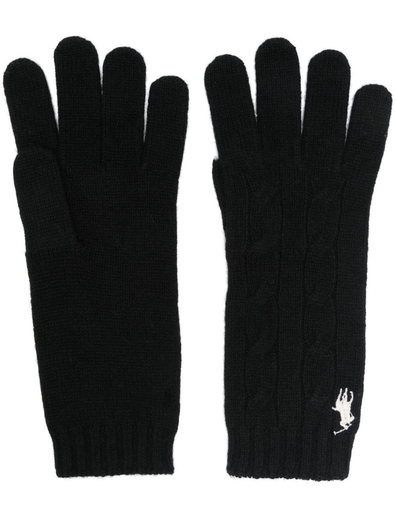 cable-knit gloves 1