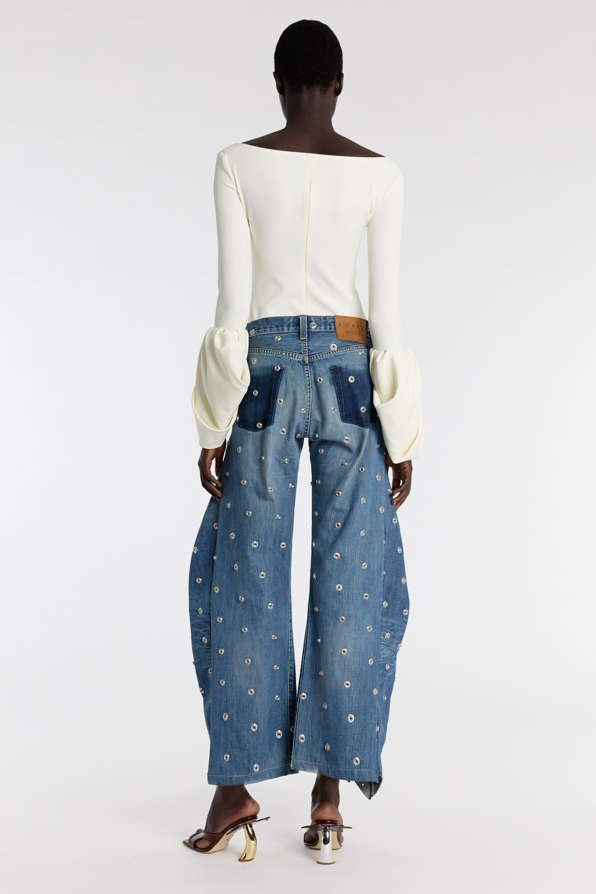 TOP WITH SQUARE DECOLLETE AND PUFF CUFFS IVORY - 6