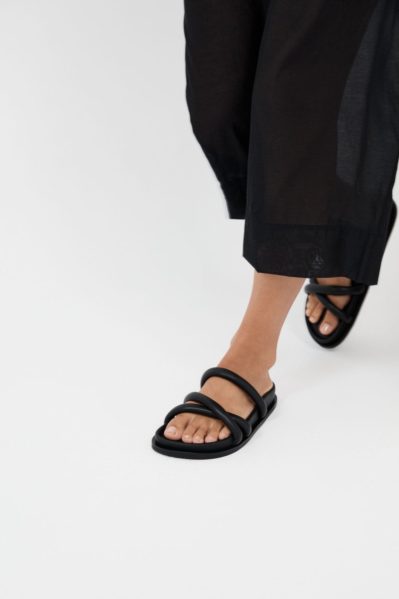Soft Cross Strap Slide - Black 4