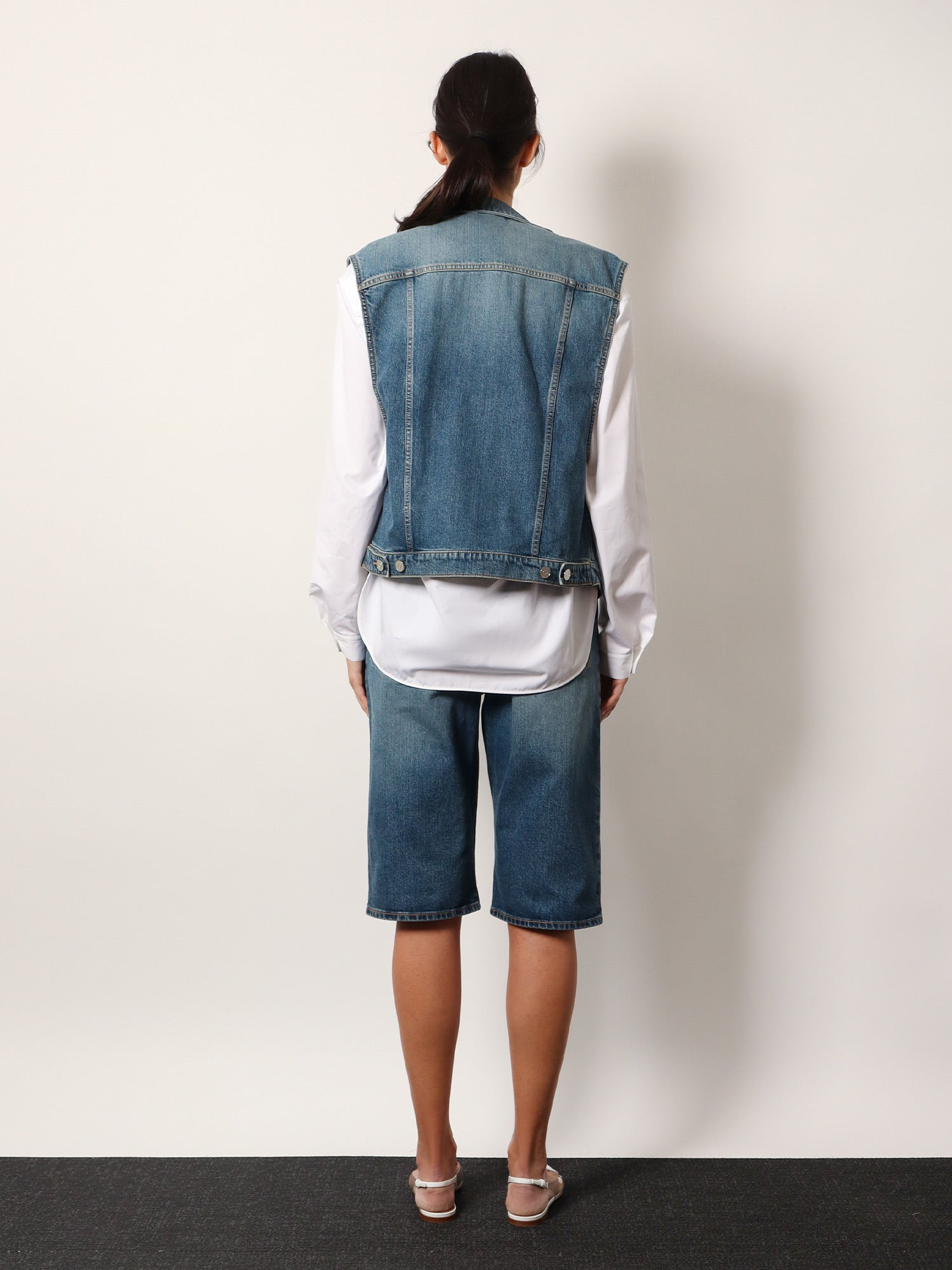 Stone Washed Denim Sleeveless Jacket - 3