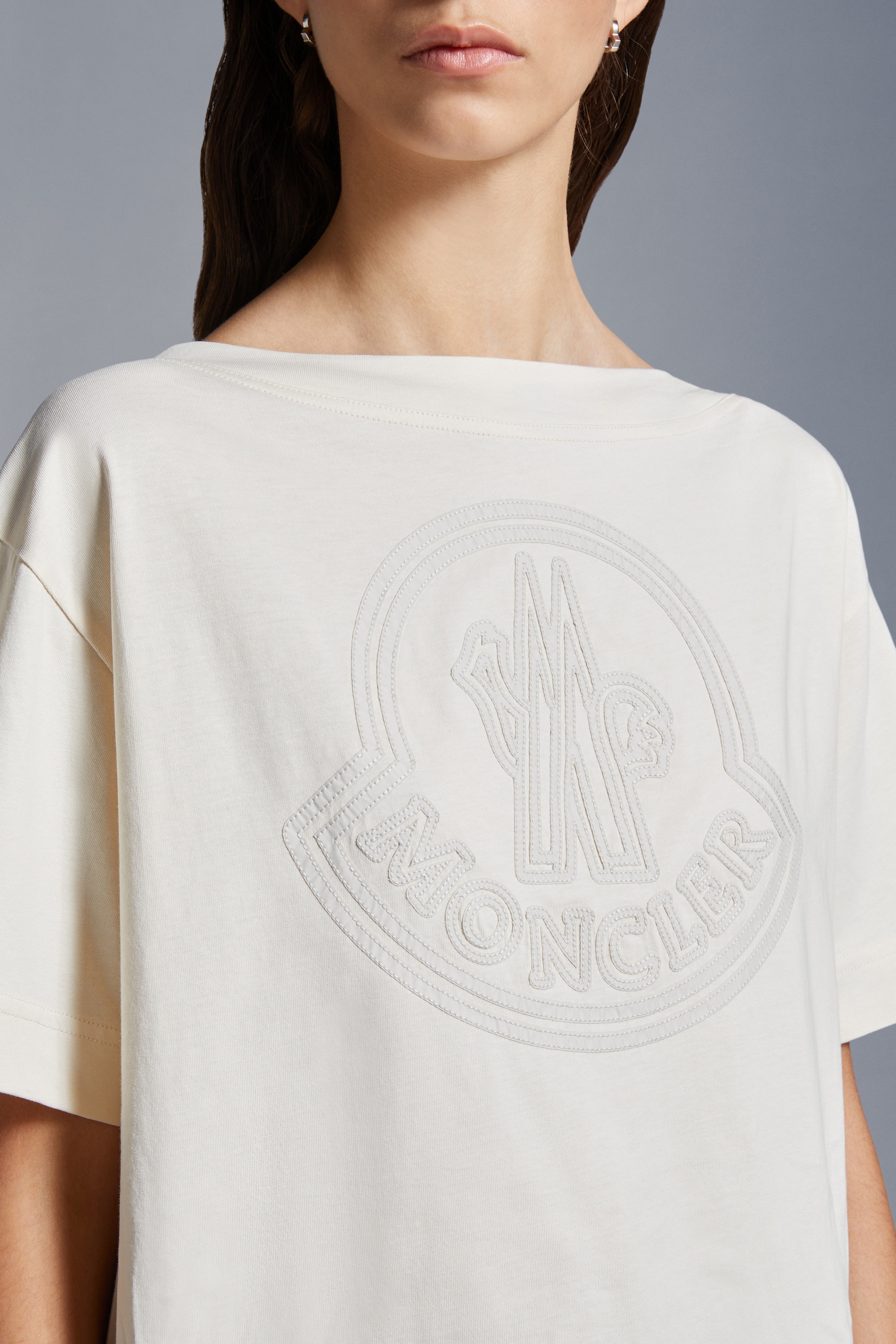 Embroidered Logo T-Shirt - 6