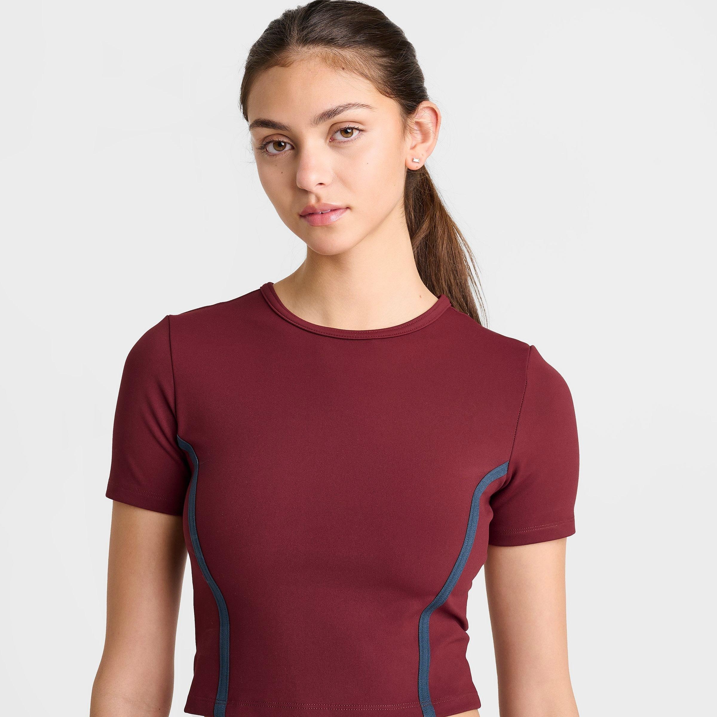 WOMEN'S NIKE ONE DRI-FIT SHORT-SLEEVE FITTED T-SHIRT - 6