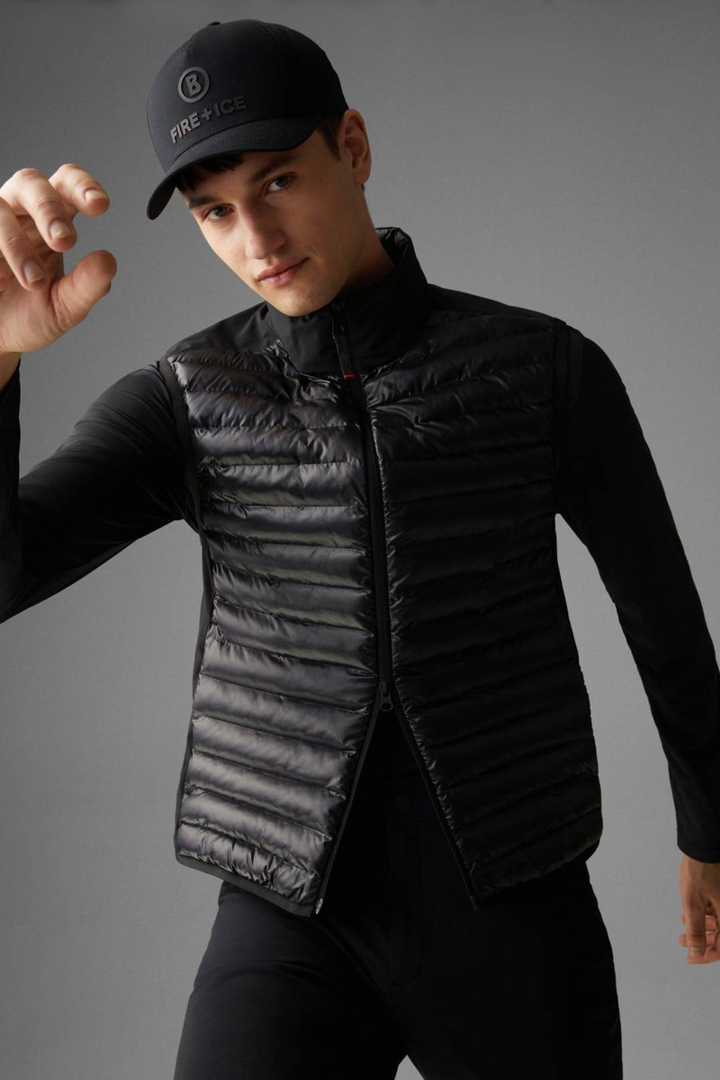 GRAIG QUILTED WAISTCOAT IN BLACK 2