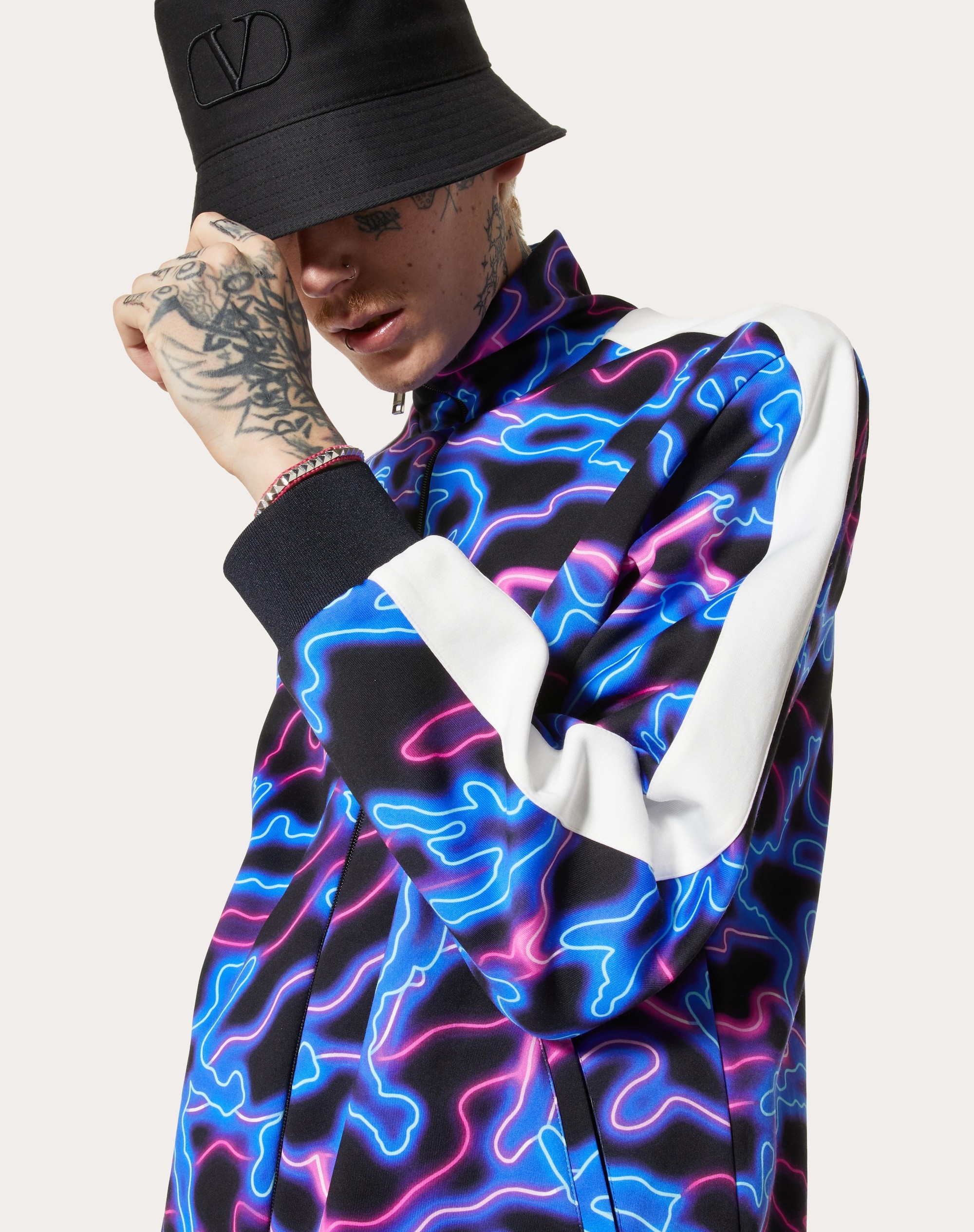 ZIP-UP SWEATSHIRT WITH NEON CAMOU PRINT - 5