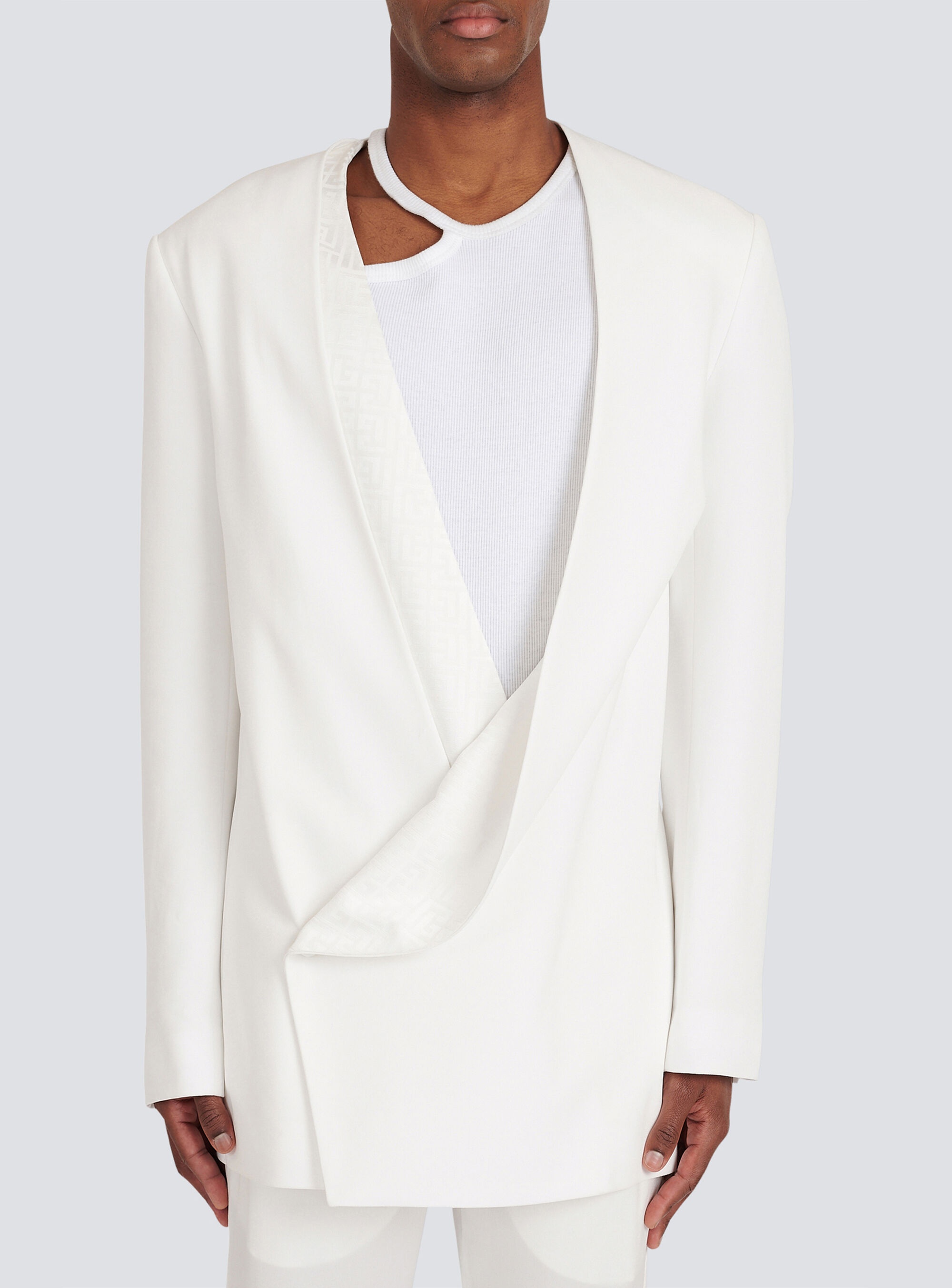Satin kimono blazer with Balmain monogram - 6
