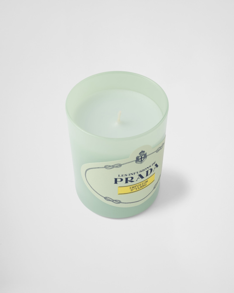 Prada Infusion d'Ylang Candle outlook