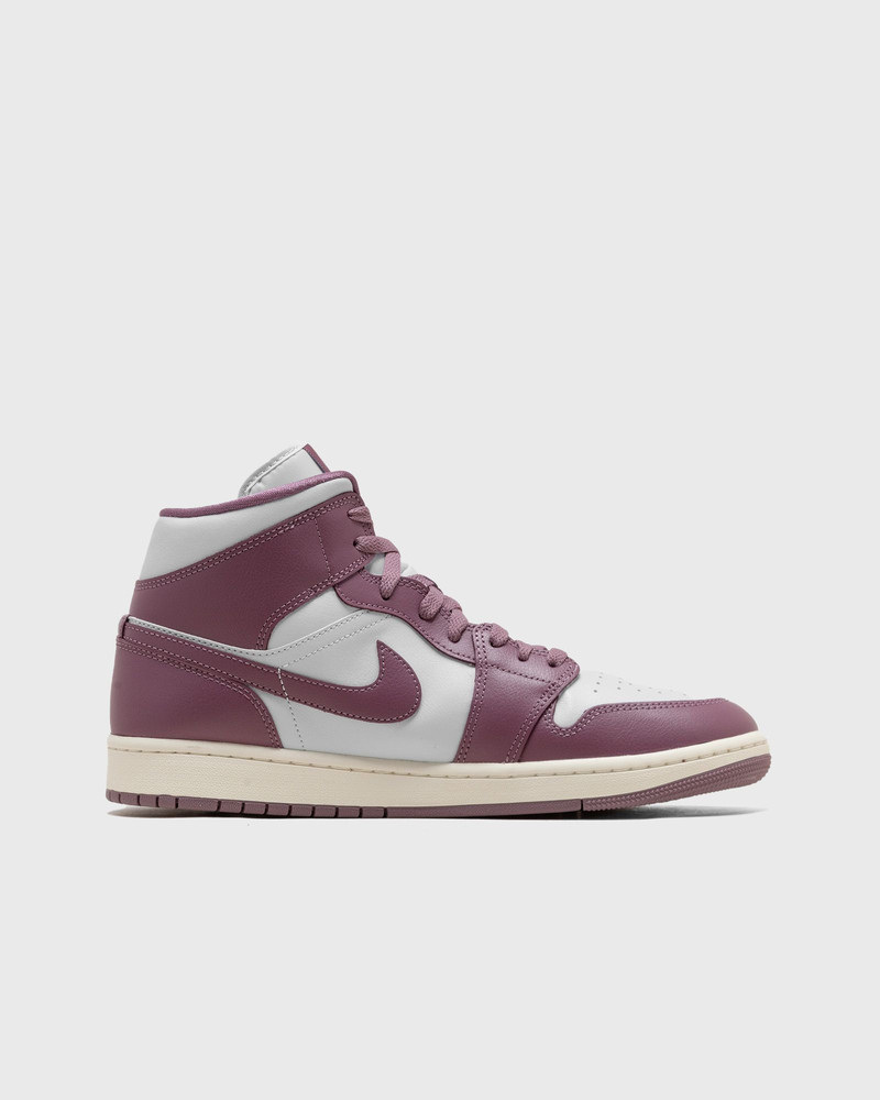 Jordan Air Jordan 1 Mid WMNS outlook