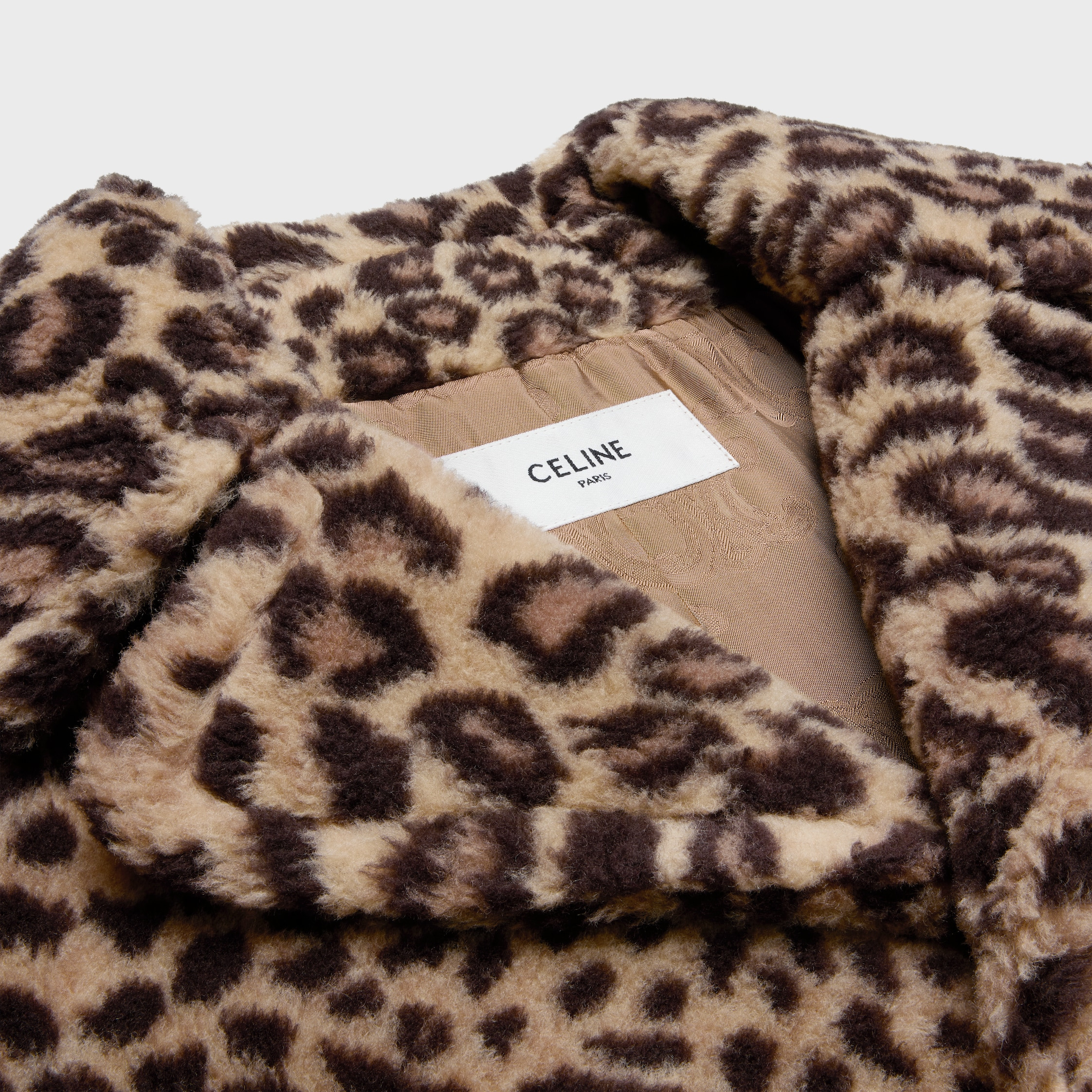 egg-shaped peacoat in fur-effect wool - 3