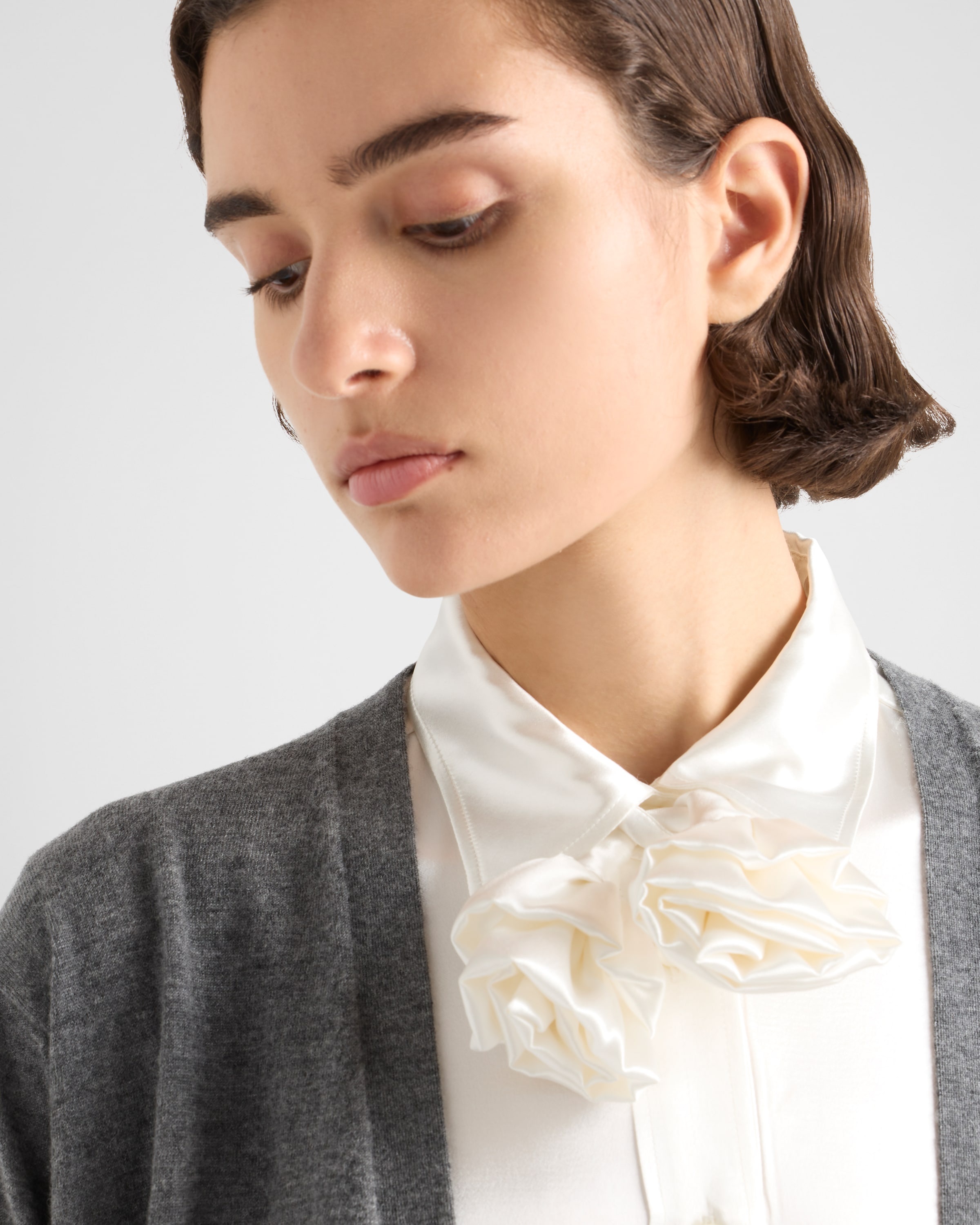 Embroidered satin shirt - 3