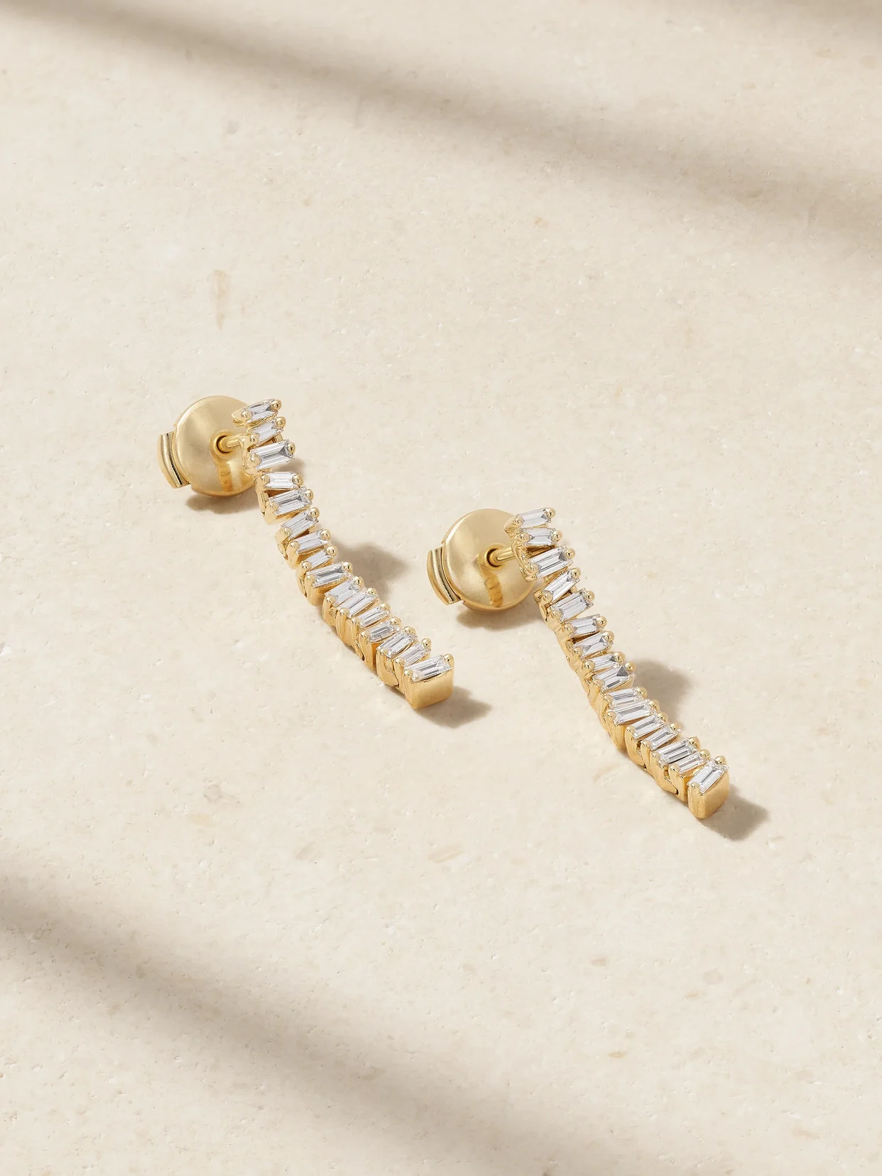 18-karat Gold Diamond Earrings - 1