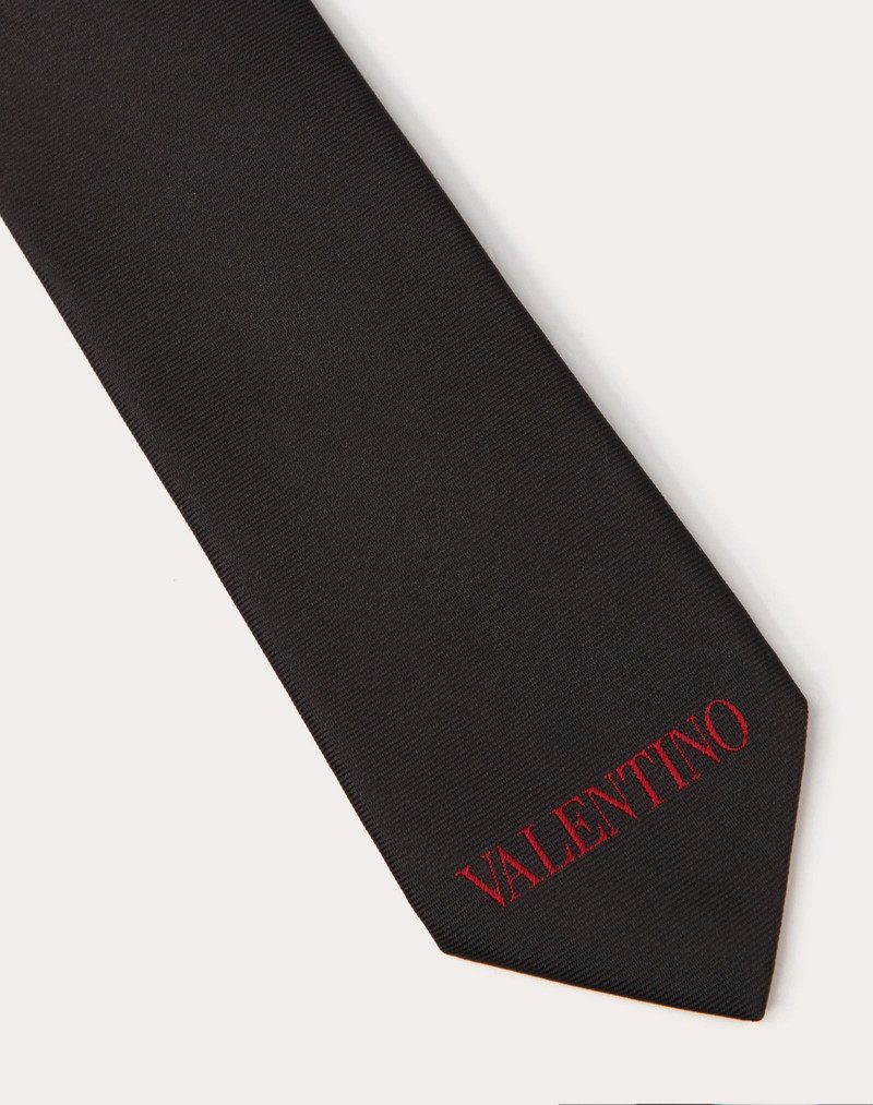 Valentino Valentino tie outlook