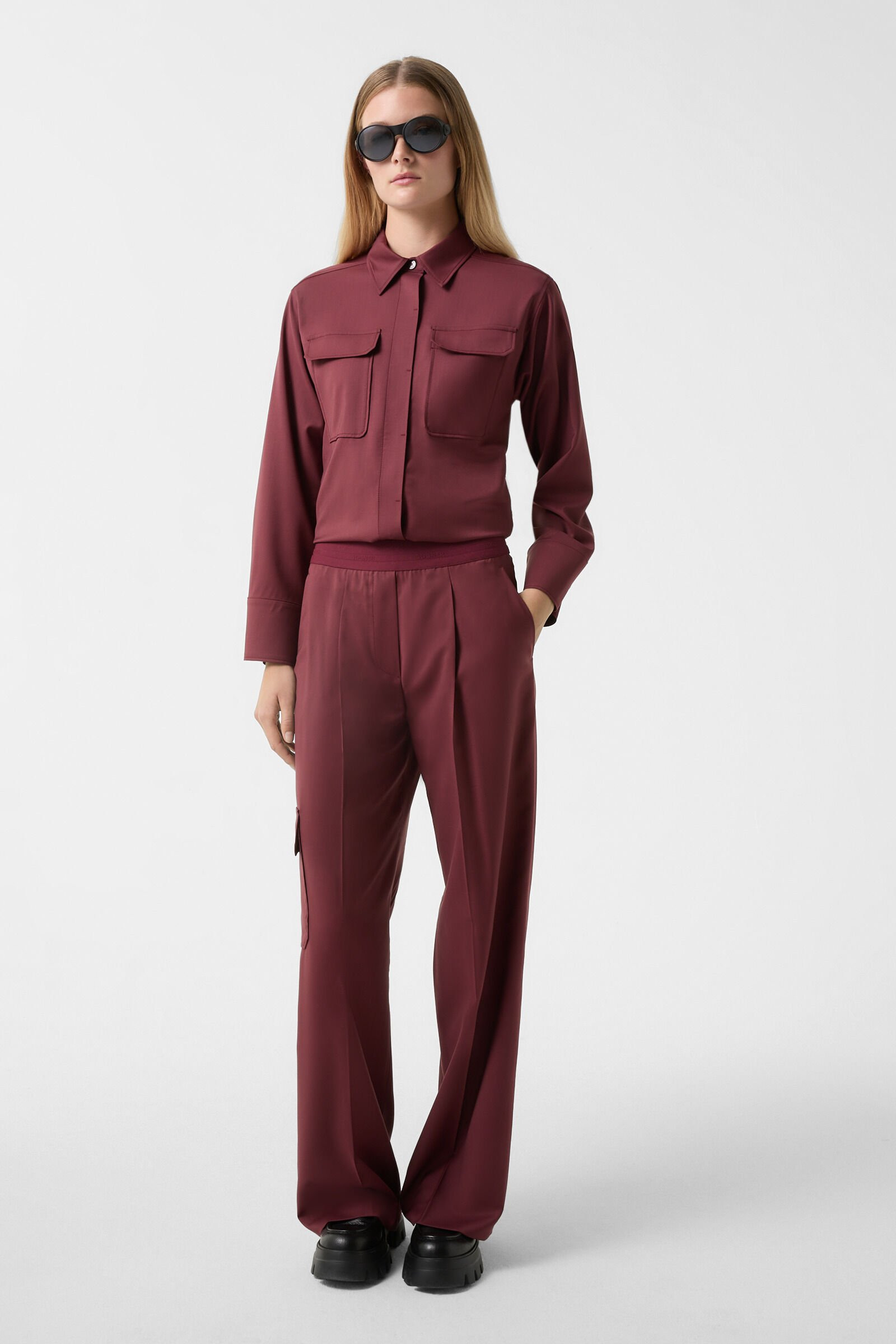 Yoko cargo pants in Wine red - 4
