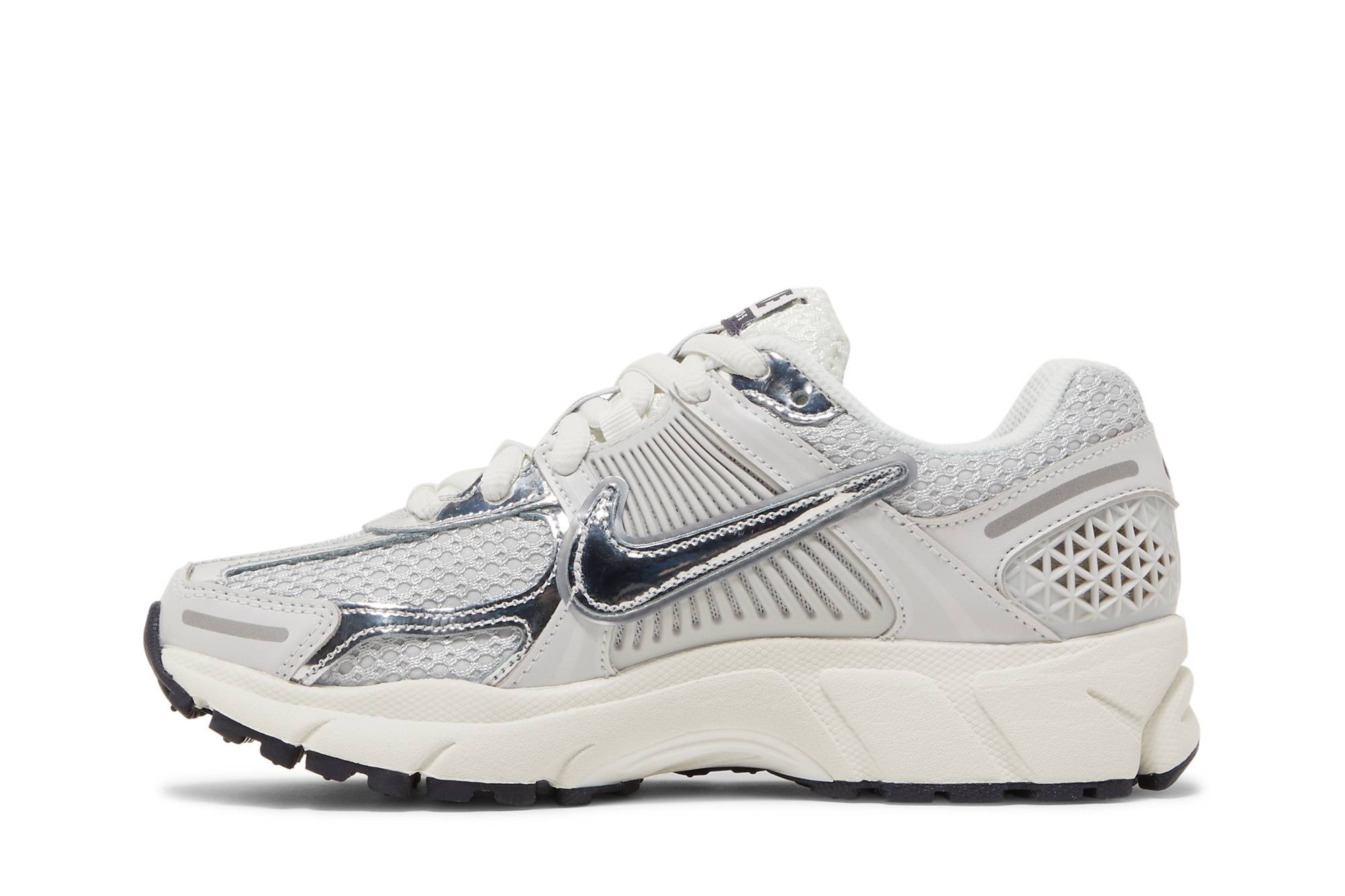 Wmns Air Zoom Vomero 5 'Photon Dust Metallic Silver' - 3