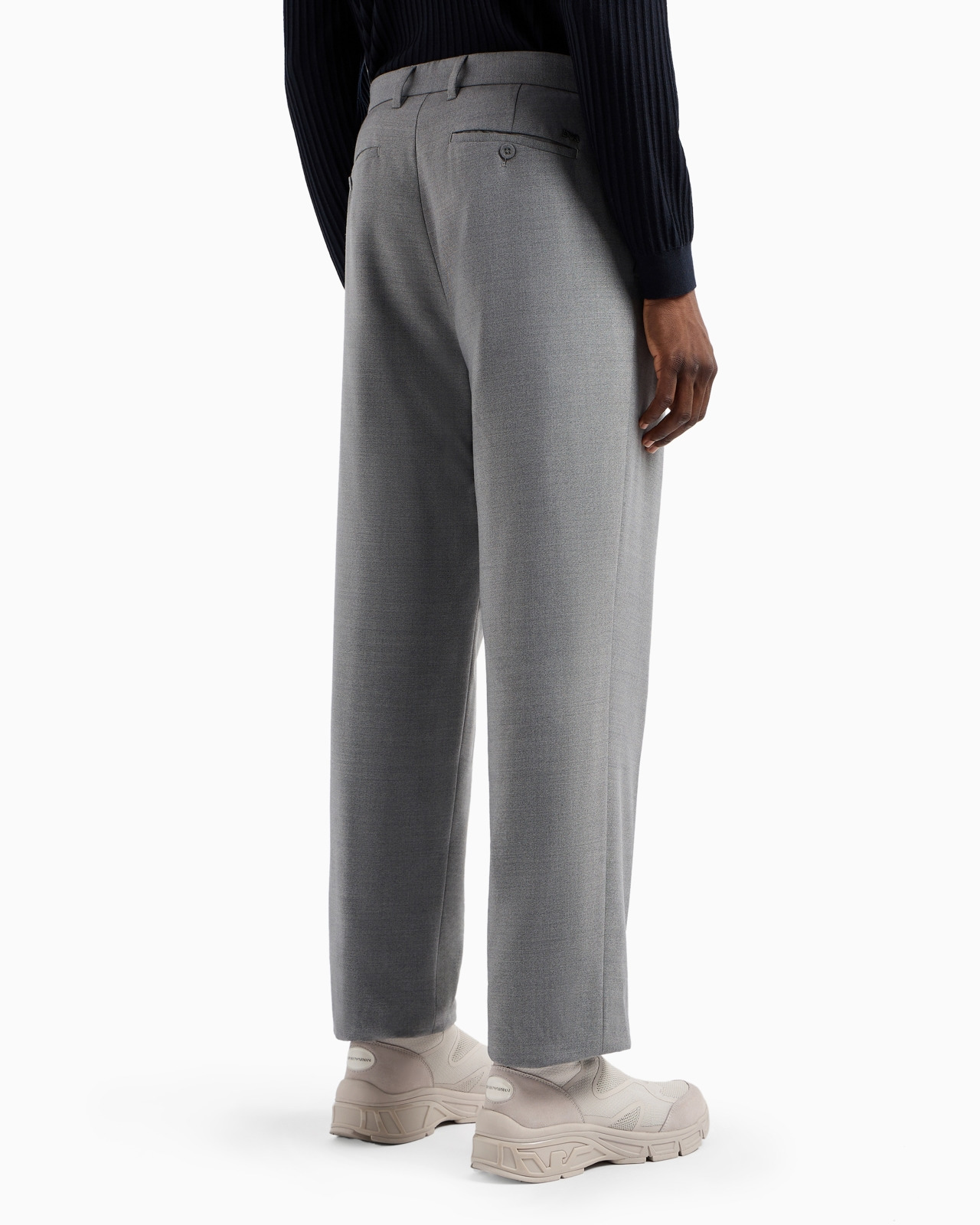 Travel Essentials virgin wool-blend trousers with pleats - 3