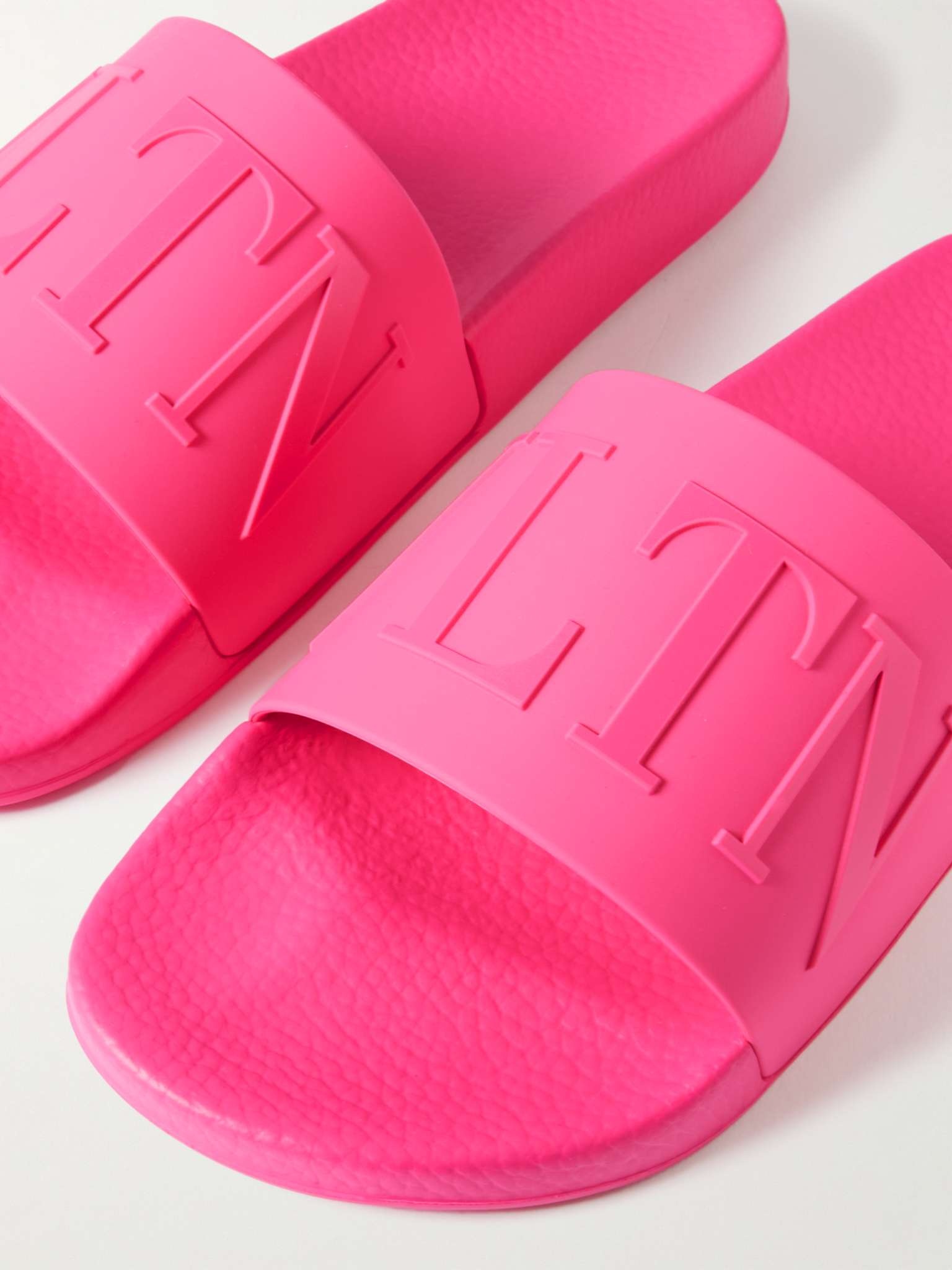 Valentino Garavani Logo-Embossed Rubber Slides - 5