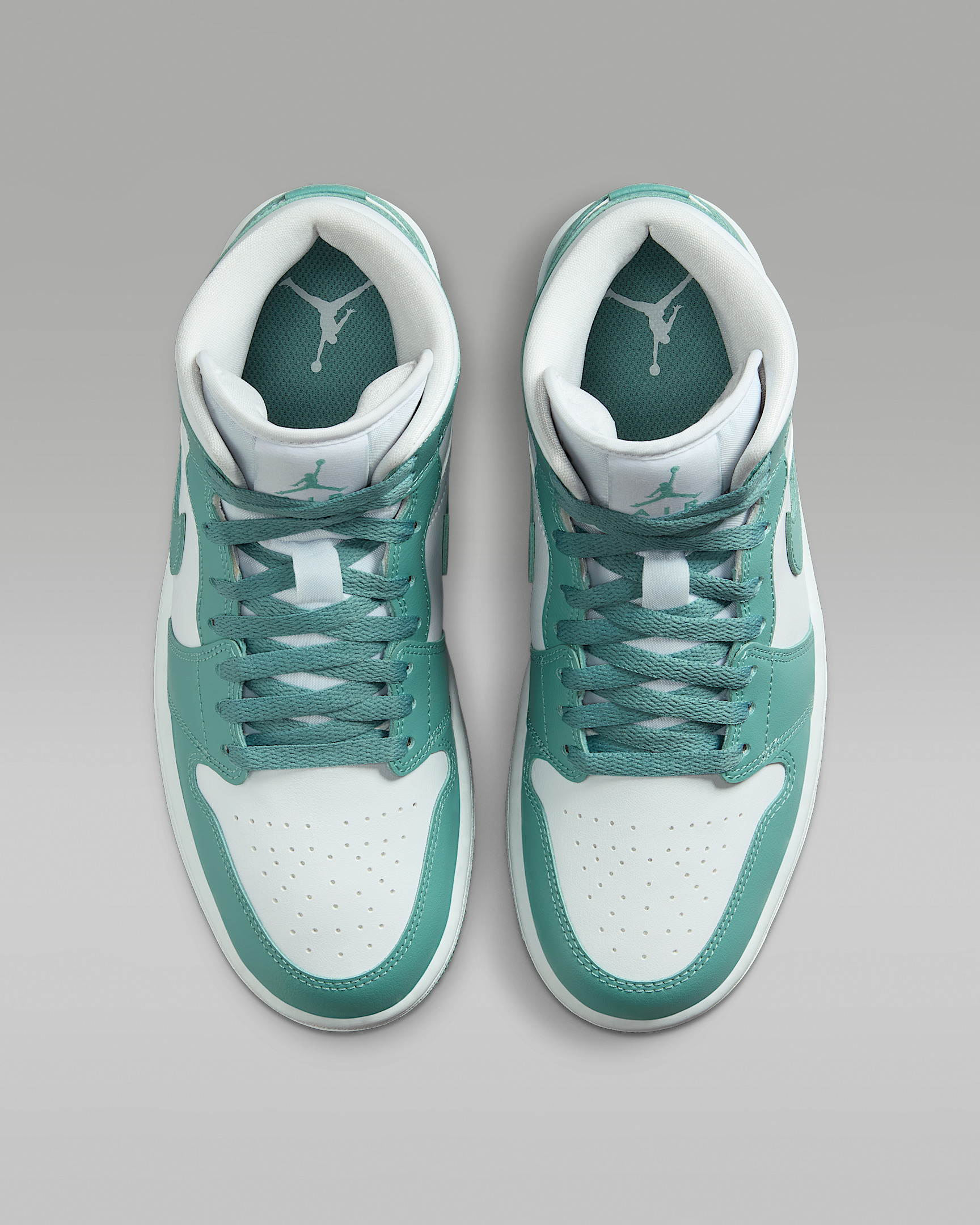 Air Jordan 1 Mid Women's Shoes - 4