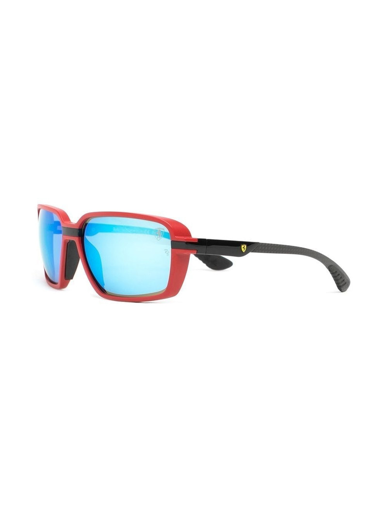 Ray-Ban x Scuderia Ferrari 주석으로 입힌 선글라스 outlook