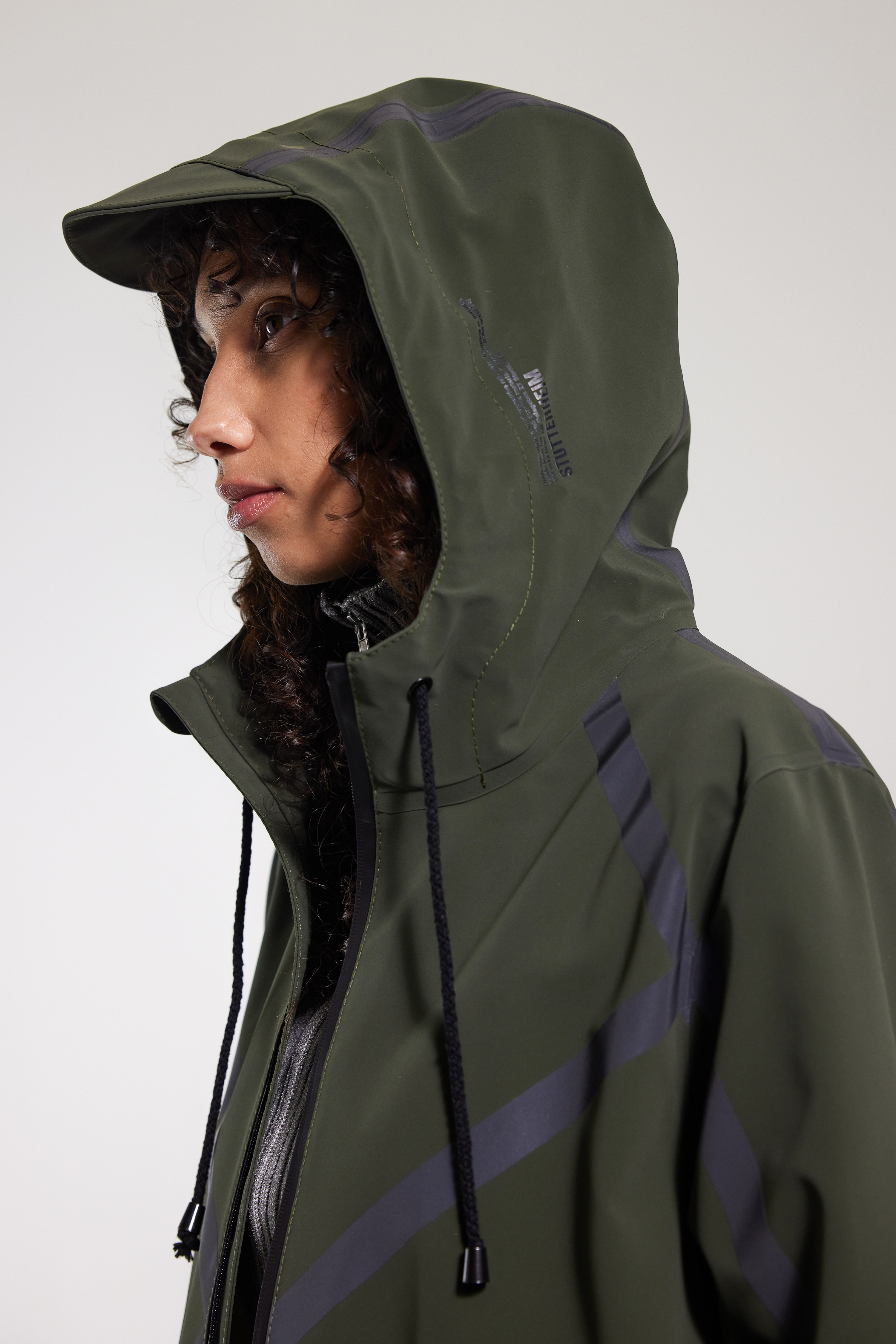 Mosebacke Tape Matte Raincoat Green - 2