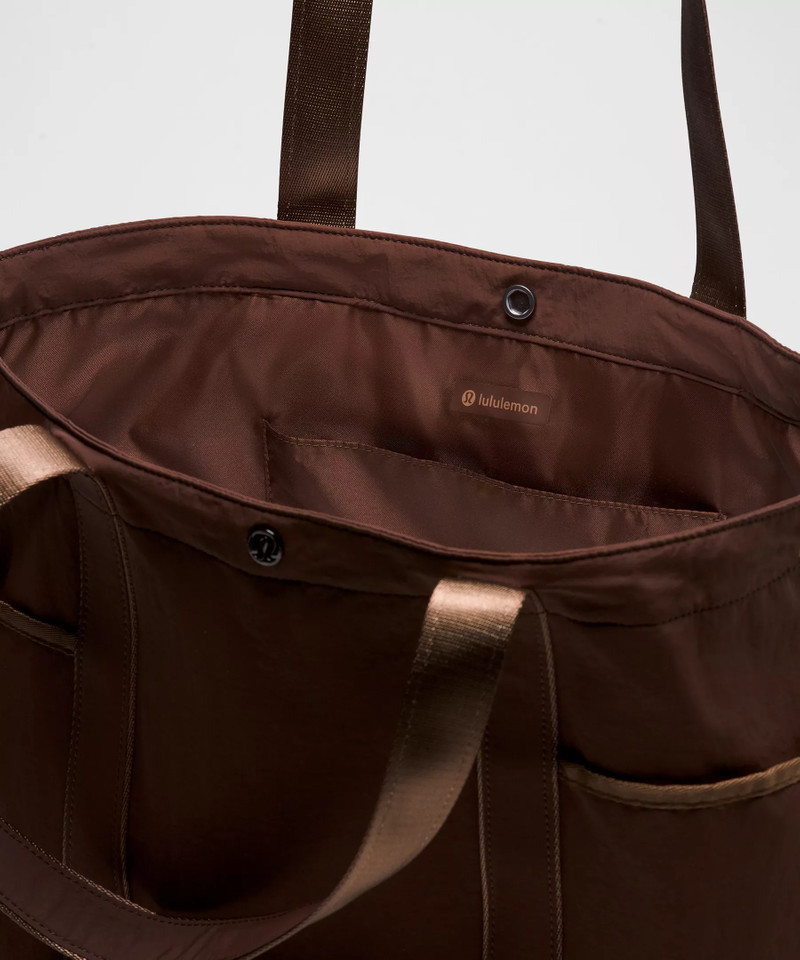 Daily Multi-Pocket Tote Bag 20L 4