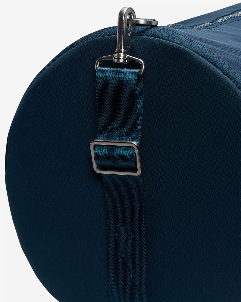 Nike One Duffel Bag (35L) 10