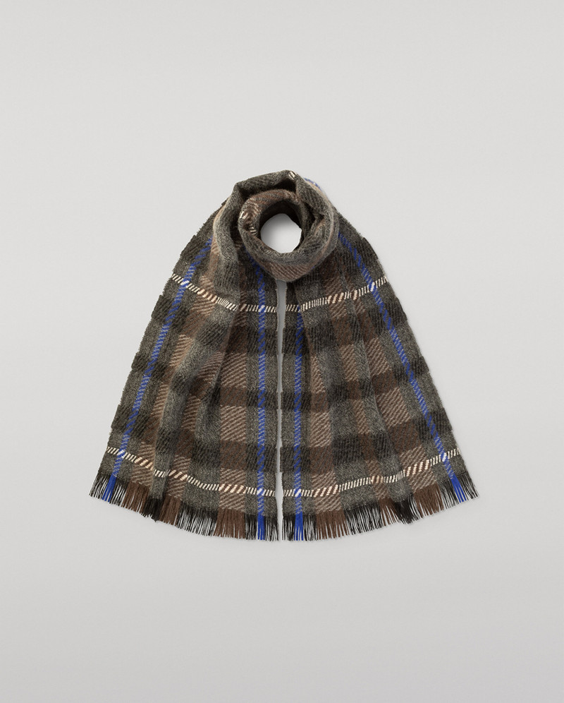 Crowe Charcoal Cashmere Scarf 1