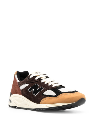 New Balance 990v2 lace-up sneakers outlook