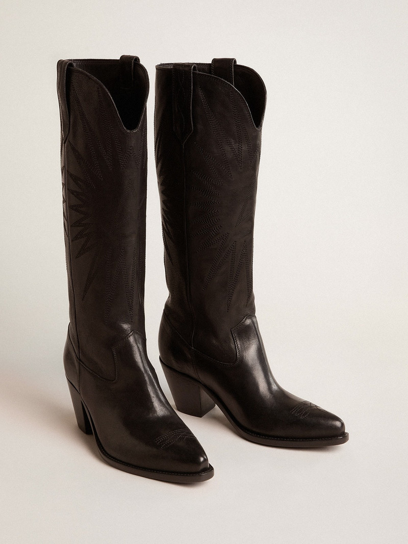 Golden Goose Wish Star boots in black leather with tone-on-tone inlay star outlook