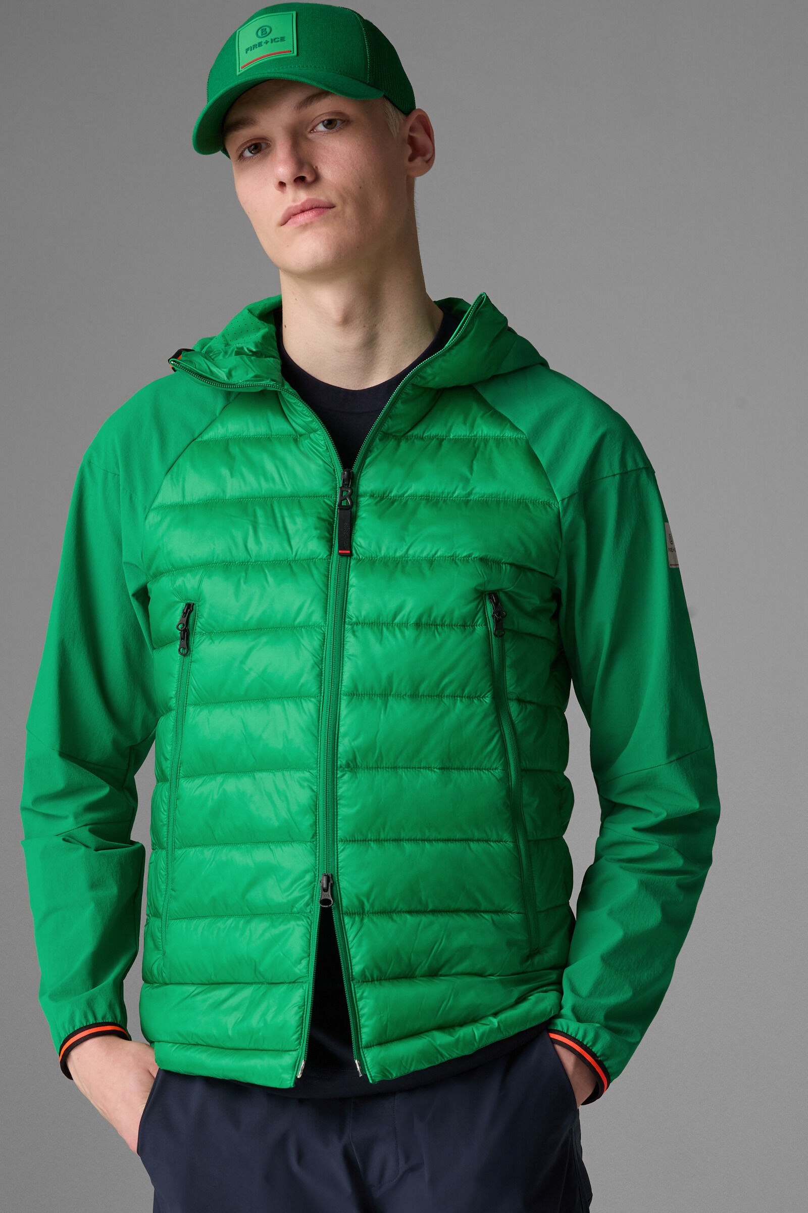 Kegan Hybrid jacket in Green - 2