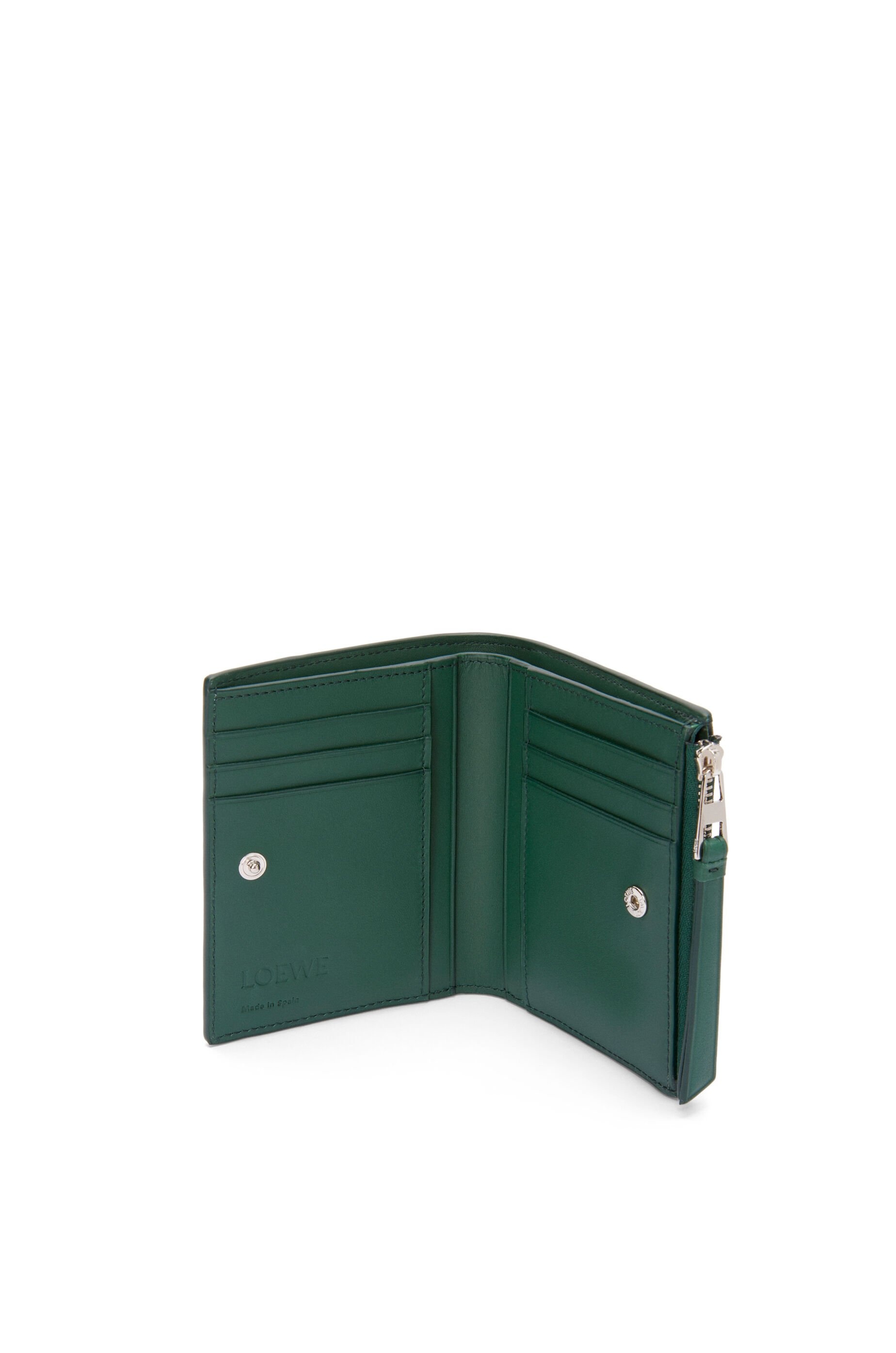 Puzzle slim compact wallet in classic calfskin - 3