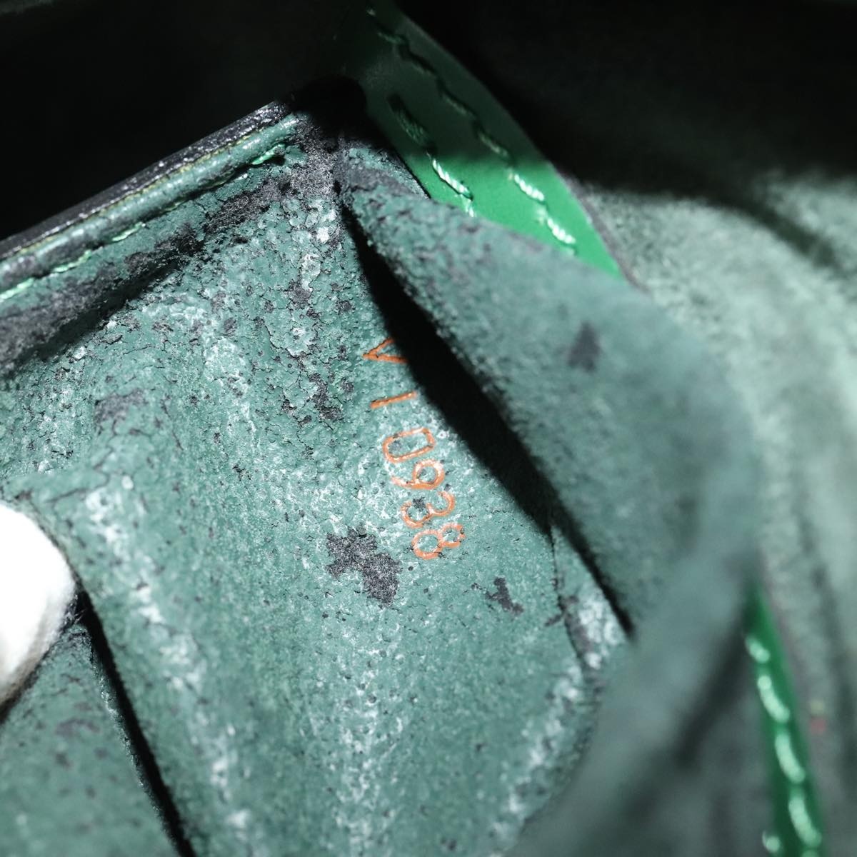 LOUIS VUITTON Epi Mabillon Backpack Green M52234 - 11