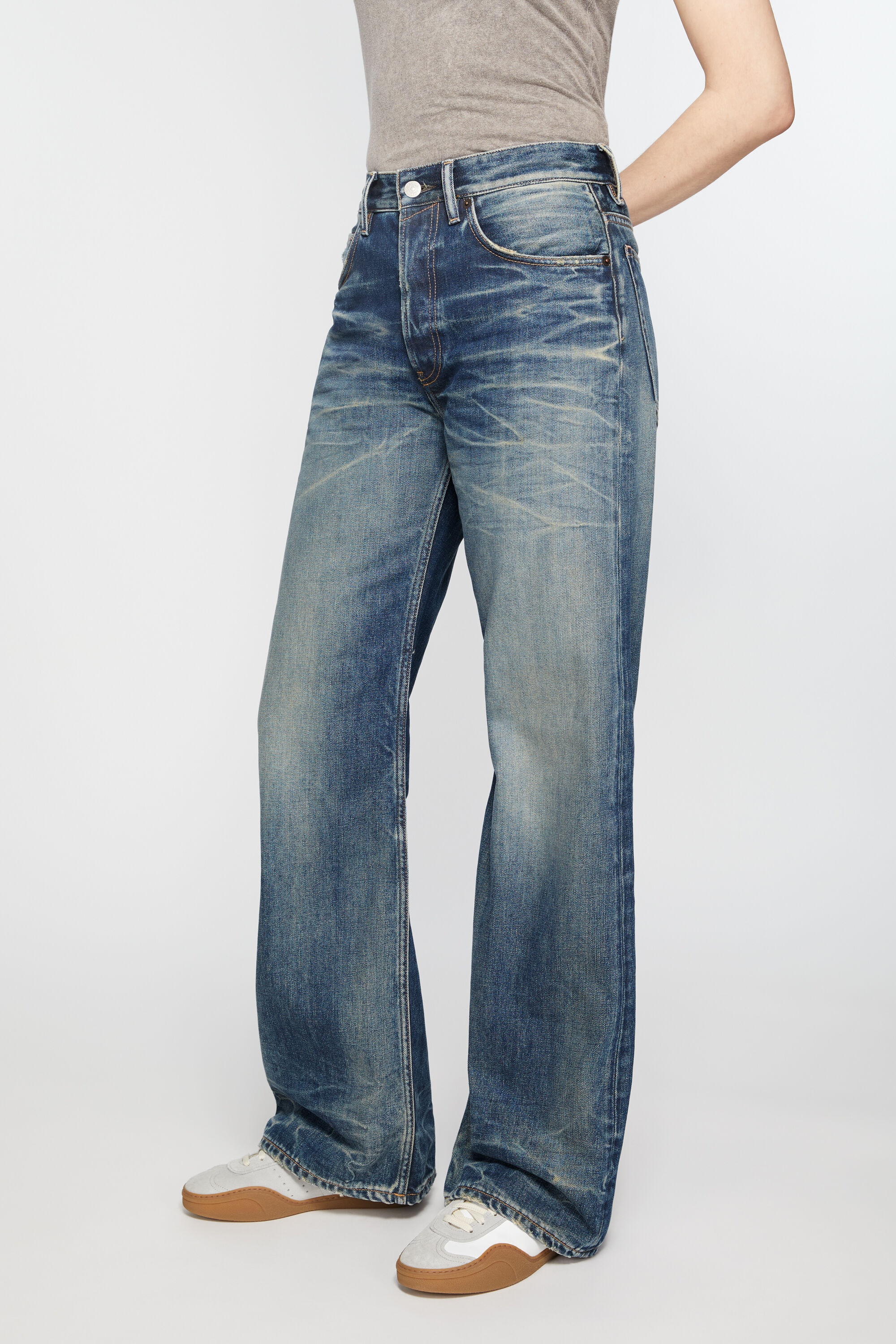 Loose fit jeans - 2021F - Mid Blue - 3