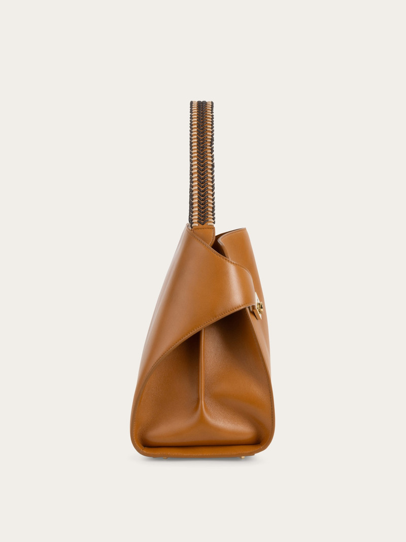 FERRAGAMO Hug soft bicolor shoulder bag (L) outlook