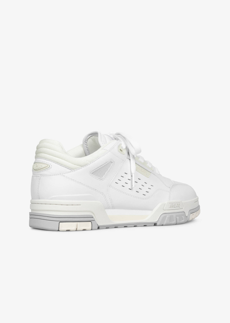 Onyx Sneaker 3
