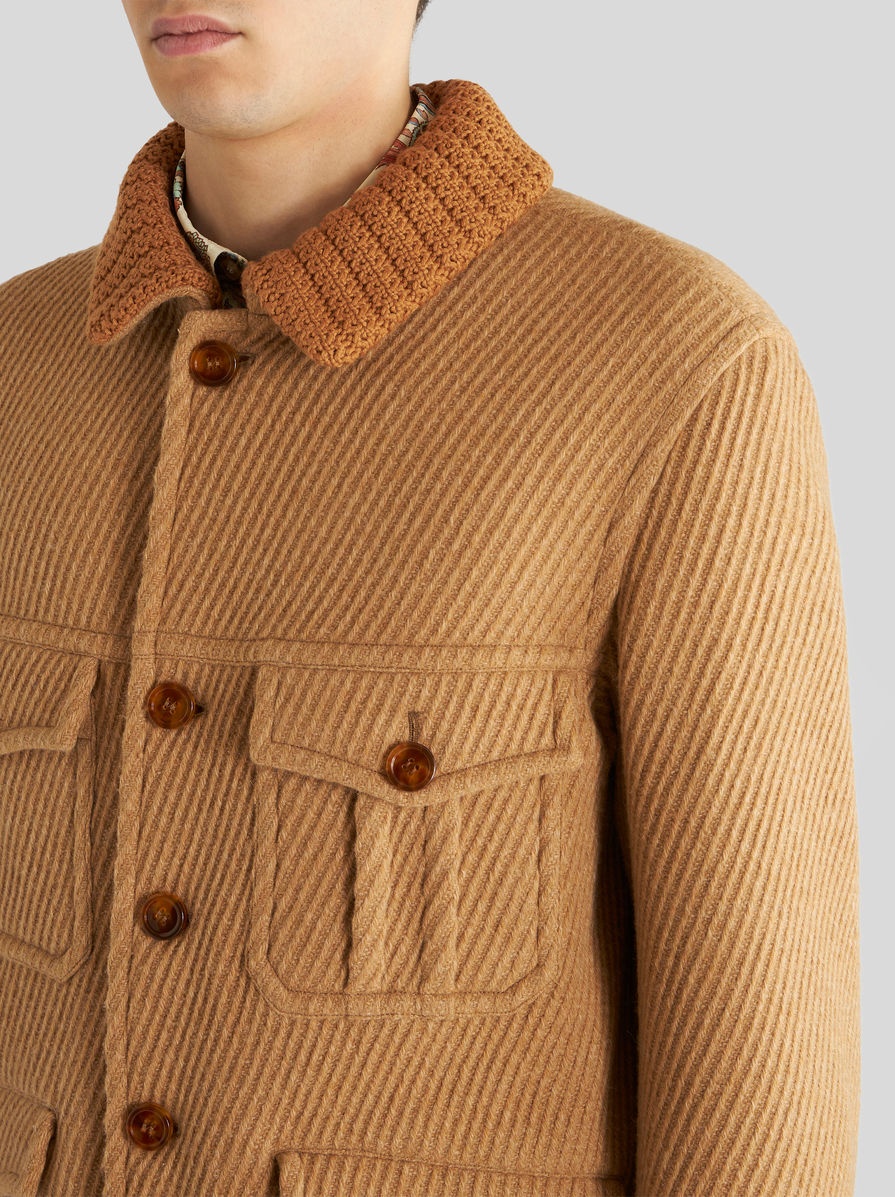 JACKET WITH KNITTED DETAILS - 2