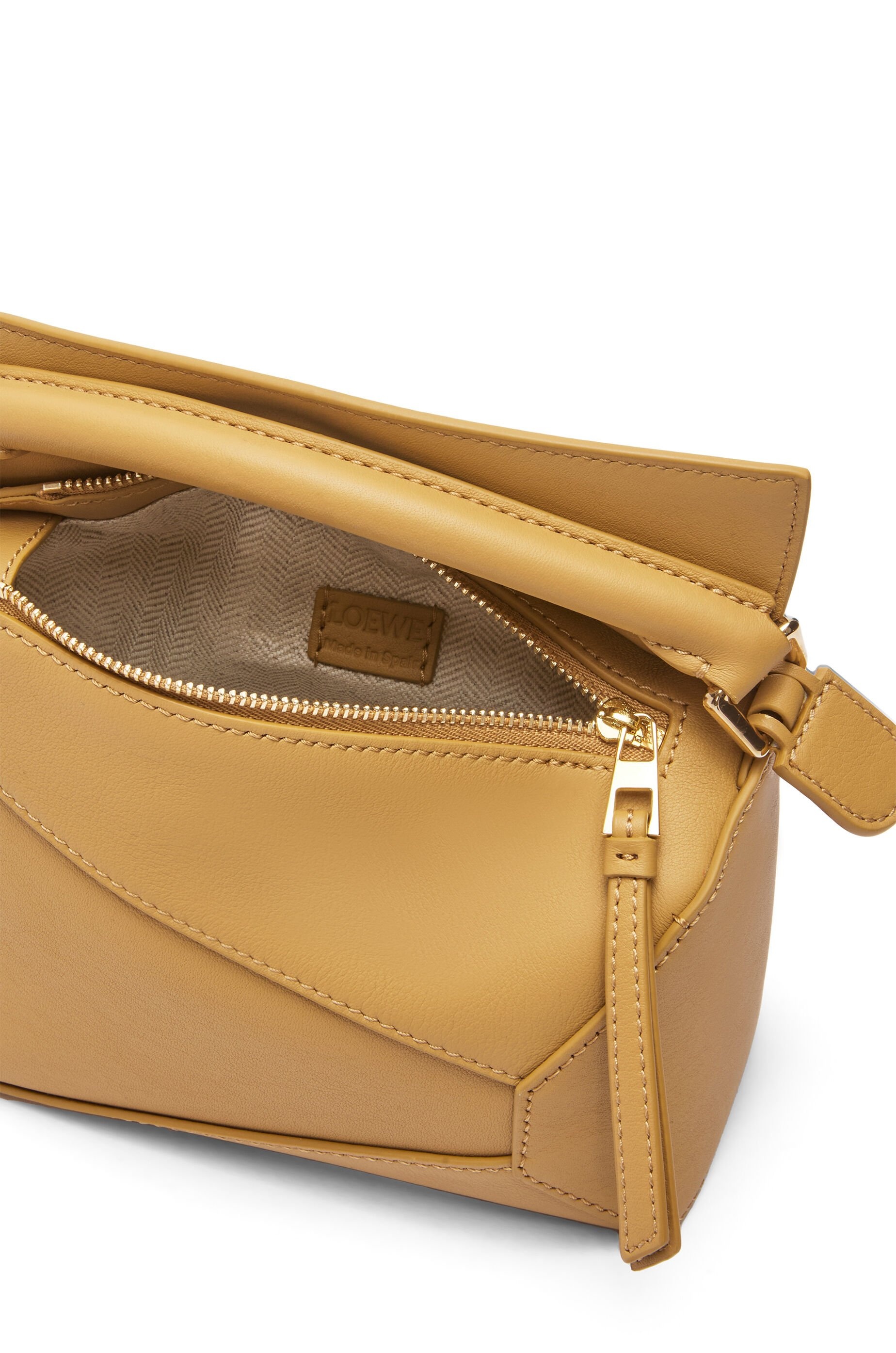 Mini Puzzle bag in classic calfskin - 8