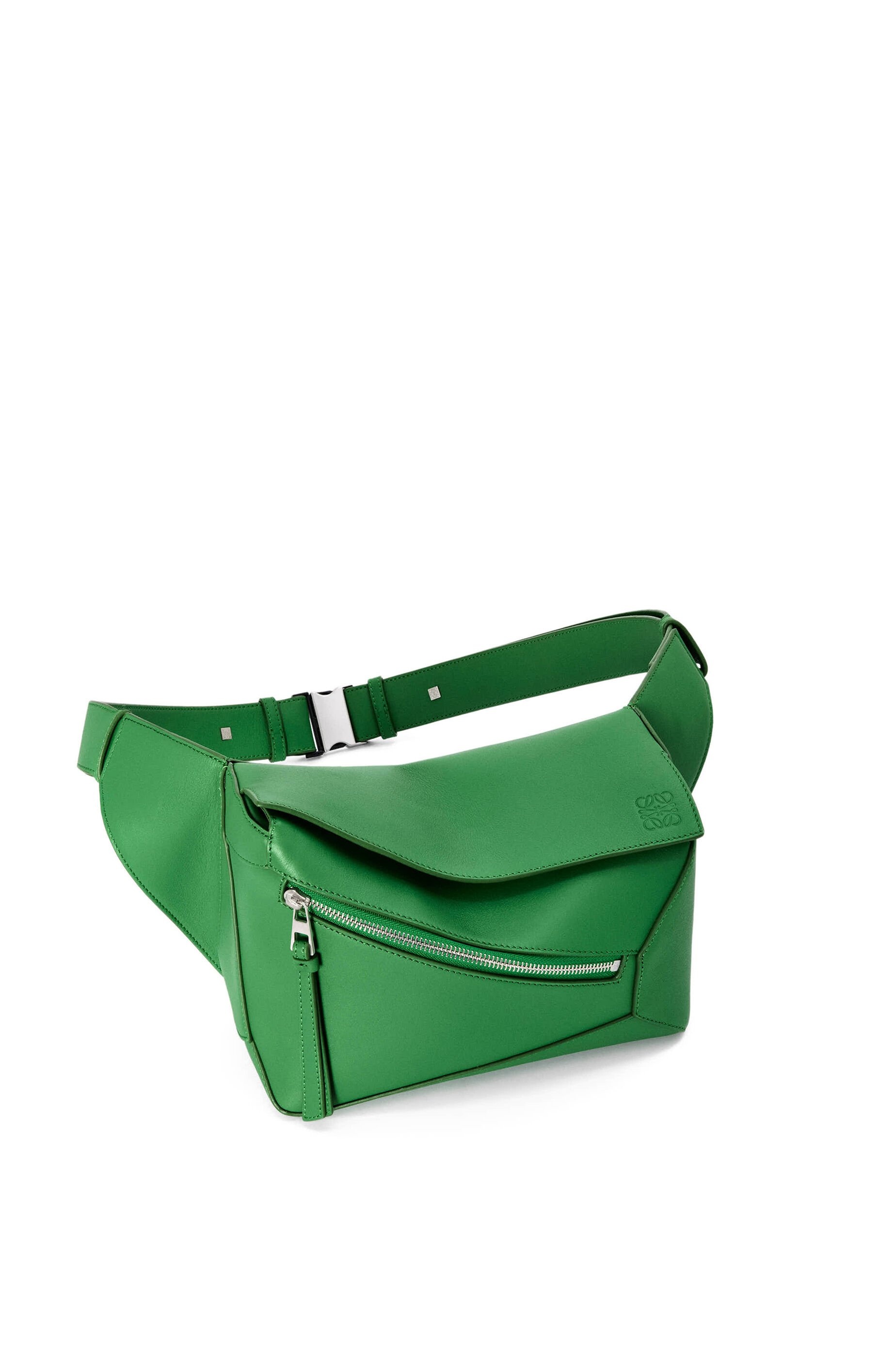 Small Puzzle bumbag in classic calfskin - 3