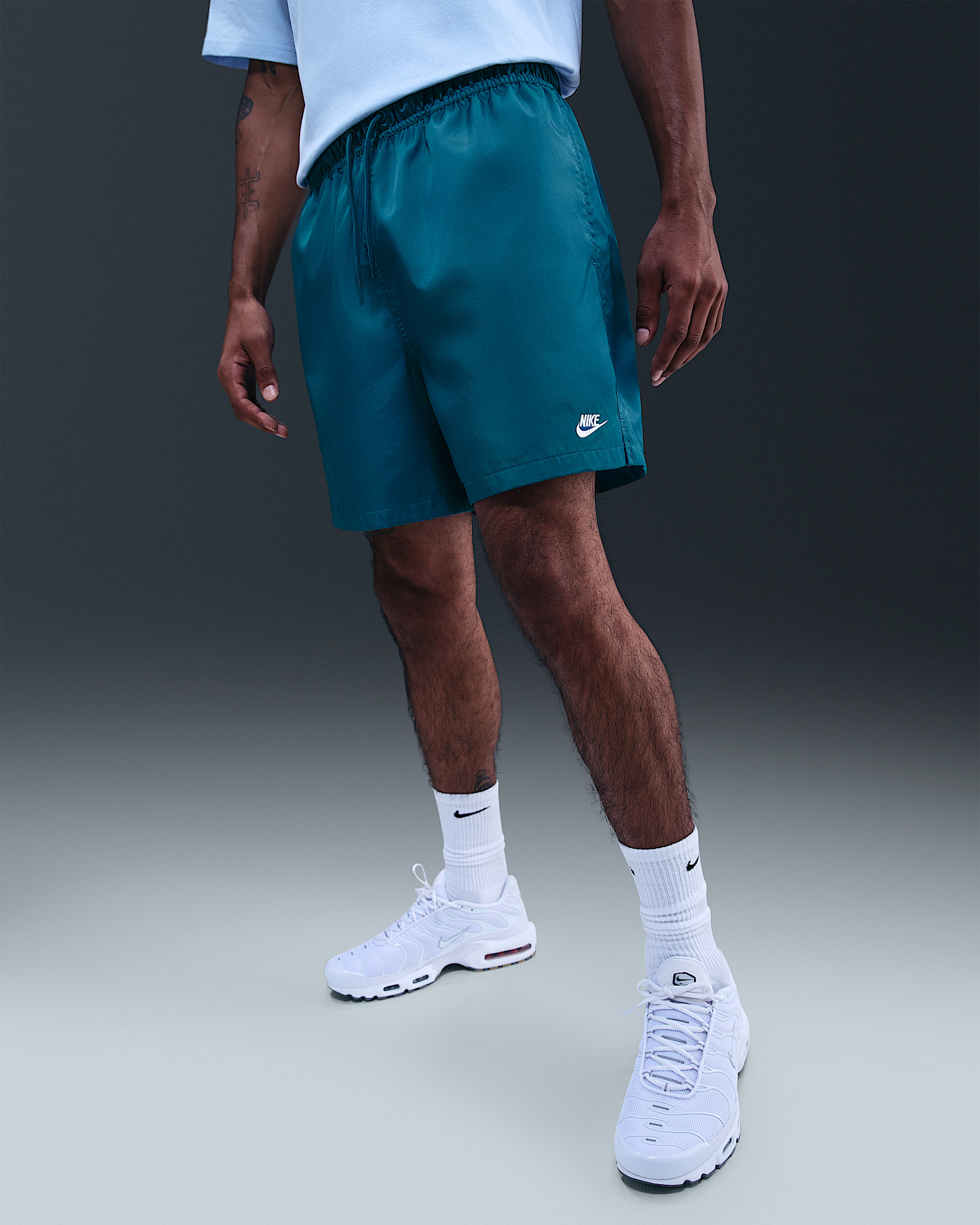 Nike Club Men's Woven Flow Shorts - 2