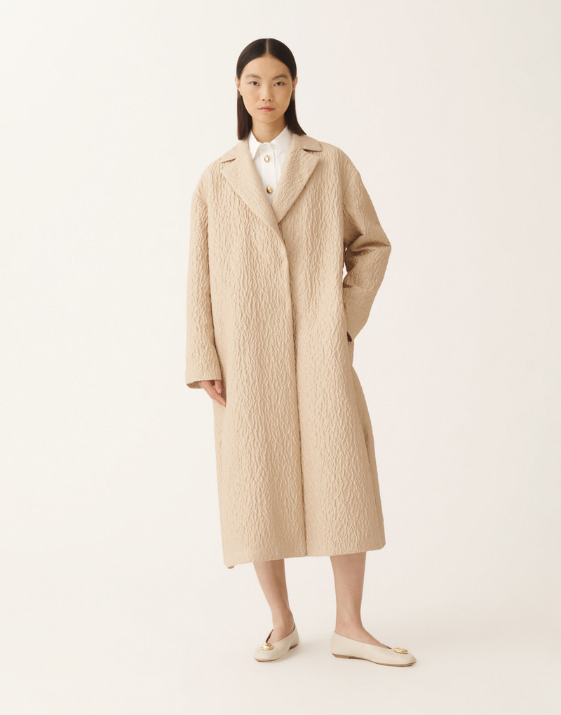 Embossed jacquard coat 3